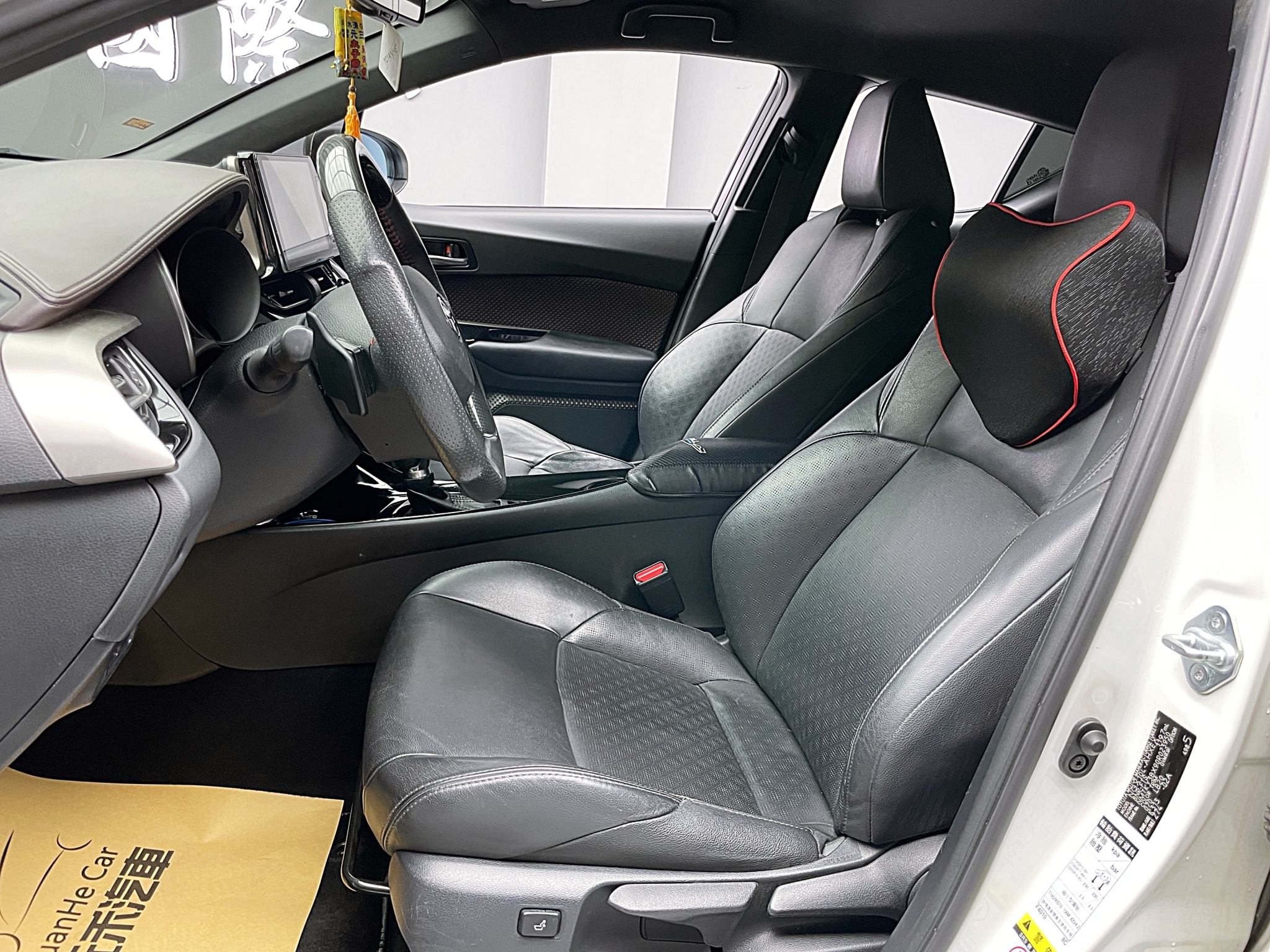 可回原廠 2017 Toyota CHR 豪華版『小李經理』元禾國際車業/特價中/一鍵就到  第4張相片