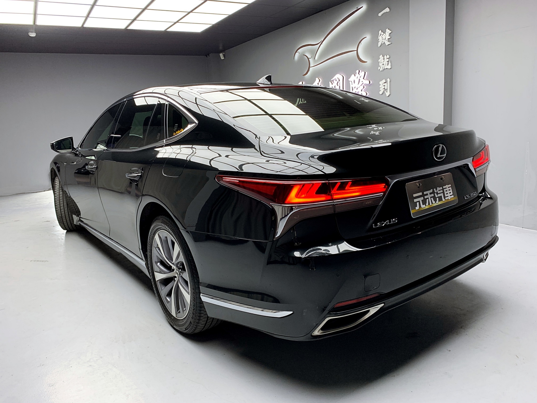 可回原廠 2018 Lexus LS350 豪華版『小李經理』元禾國際車業/特價中/一鍵就到  第5張相片