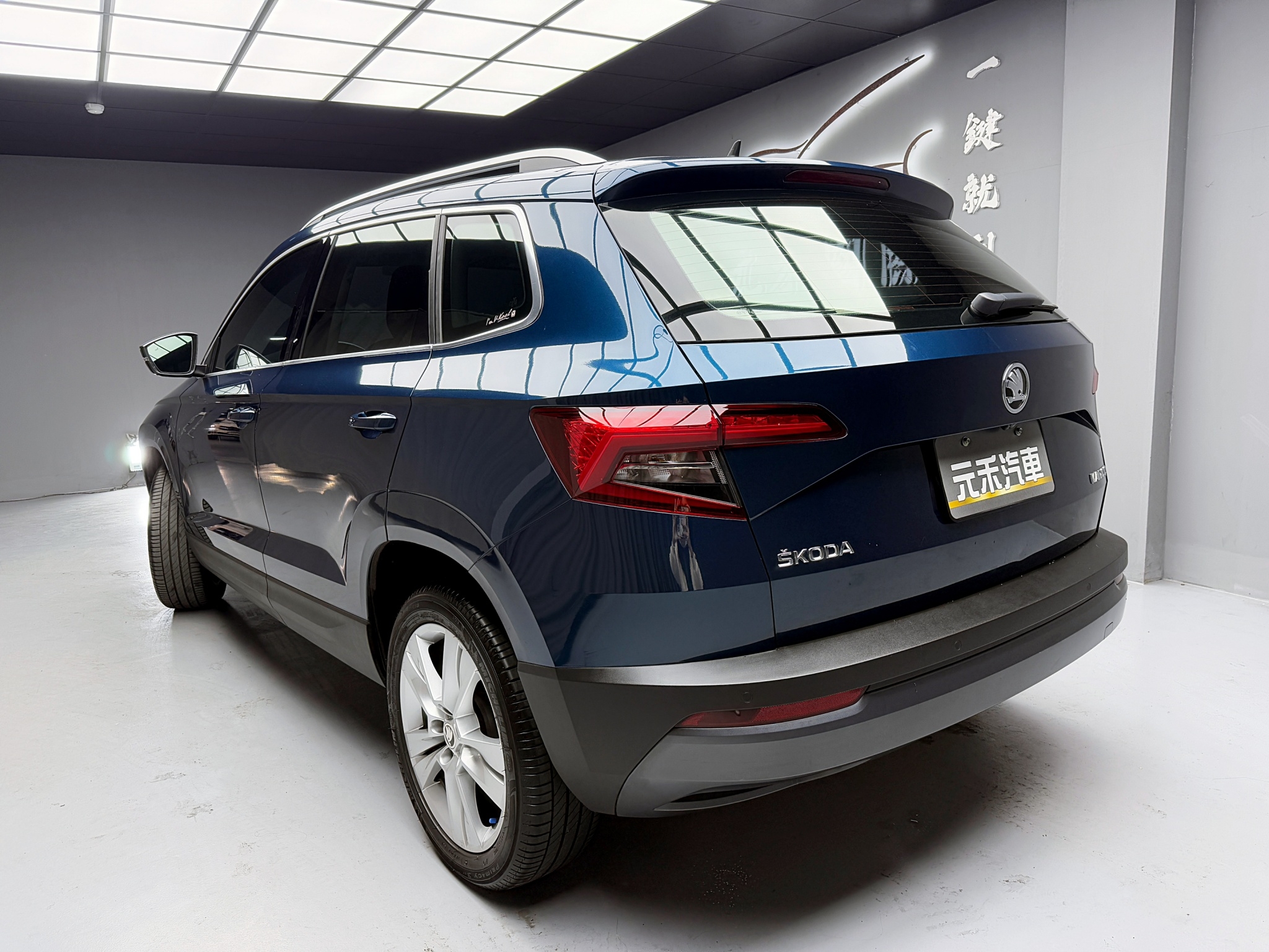 可回原廠 2018 Skoda Karoq TSI 尊榮版『小李經理』元禾國際車業/特價中/一鍵就到  第9張相片