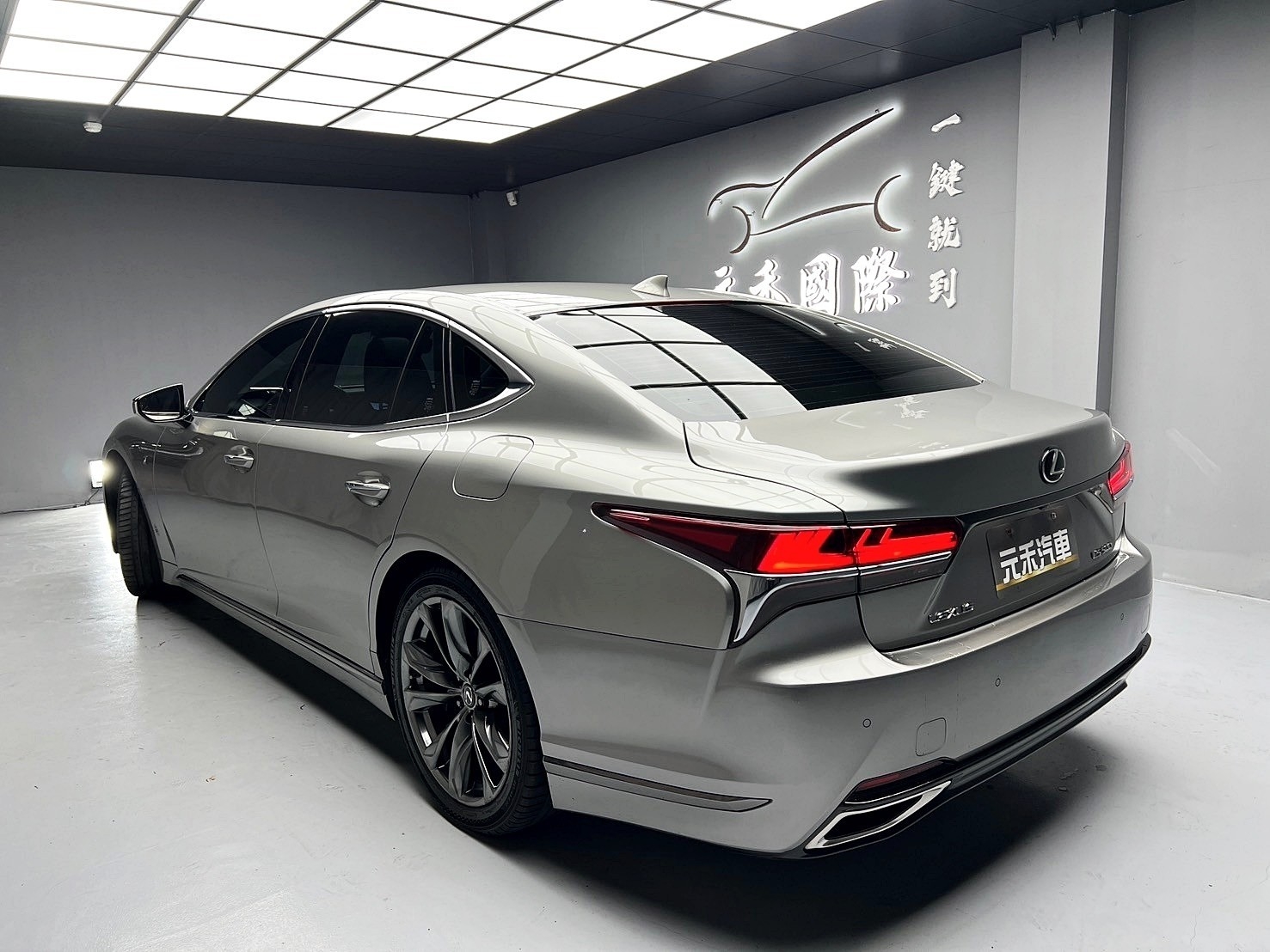 可回原廠 2018 Lexus LS500 F-Sport版『小李經理』元禾國際車業/特價中/一鍵就到  第12張相片