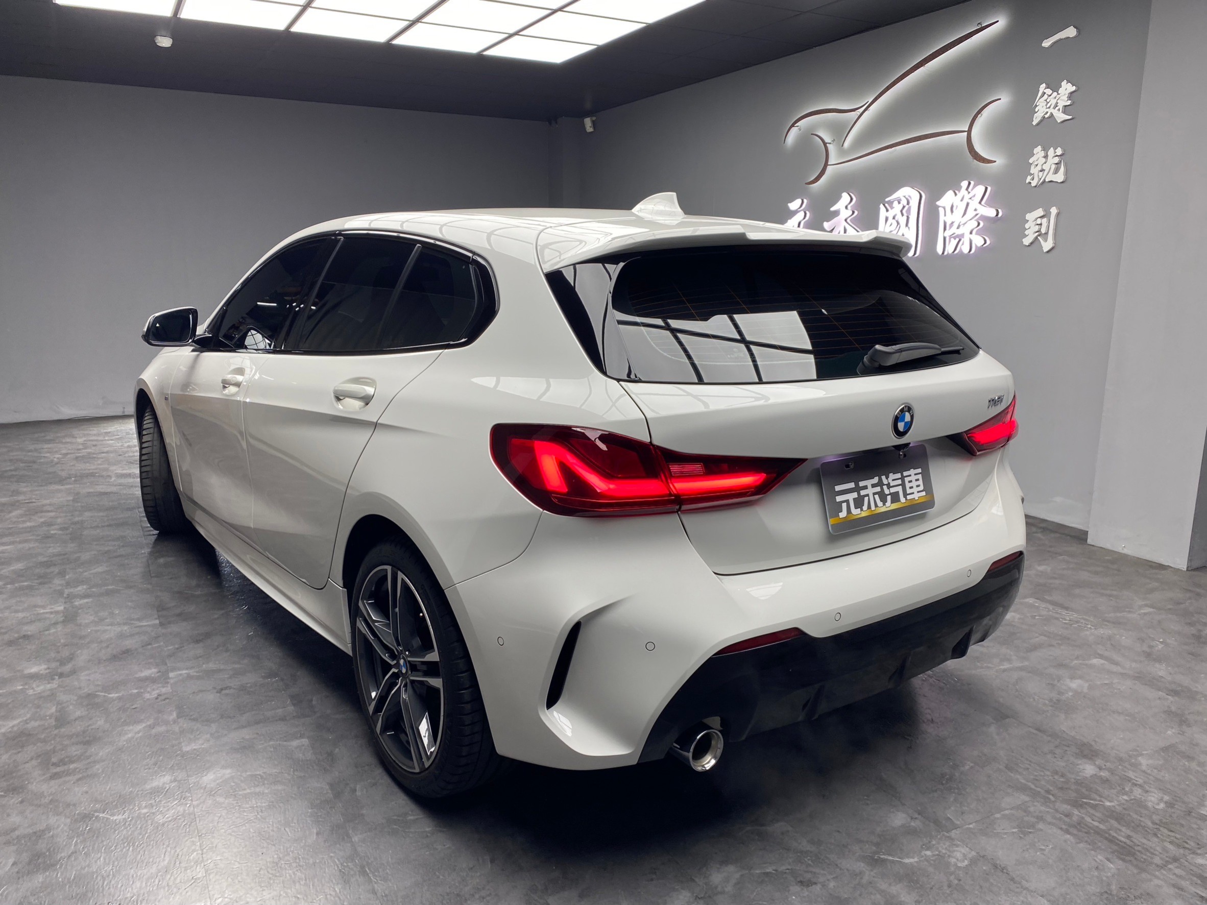 可回原廠 2021 BMW 118i Edition M『小李經理』元禾國際車業/特價中/一鍵就到  第3張相片