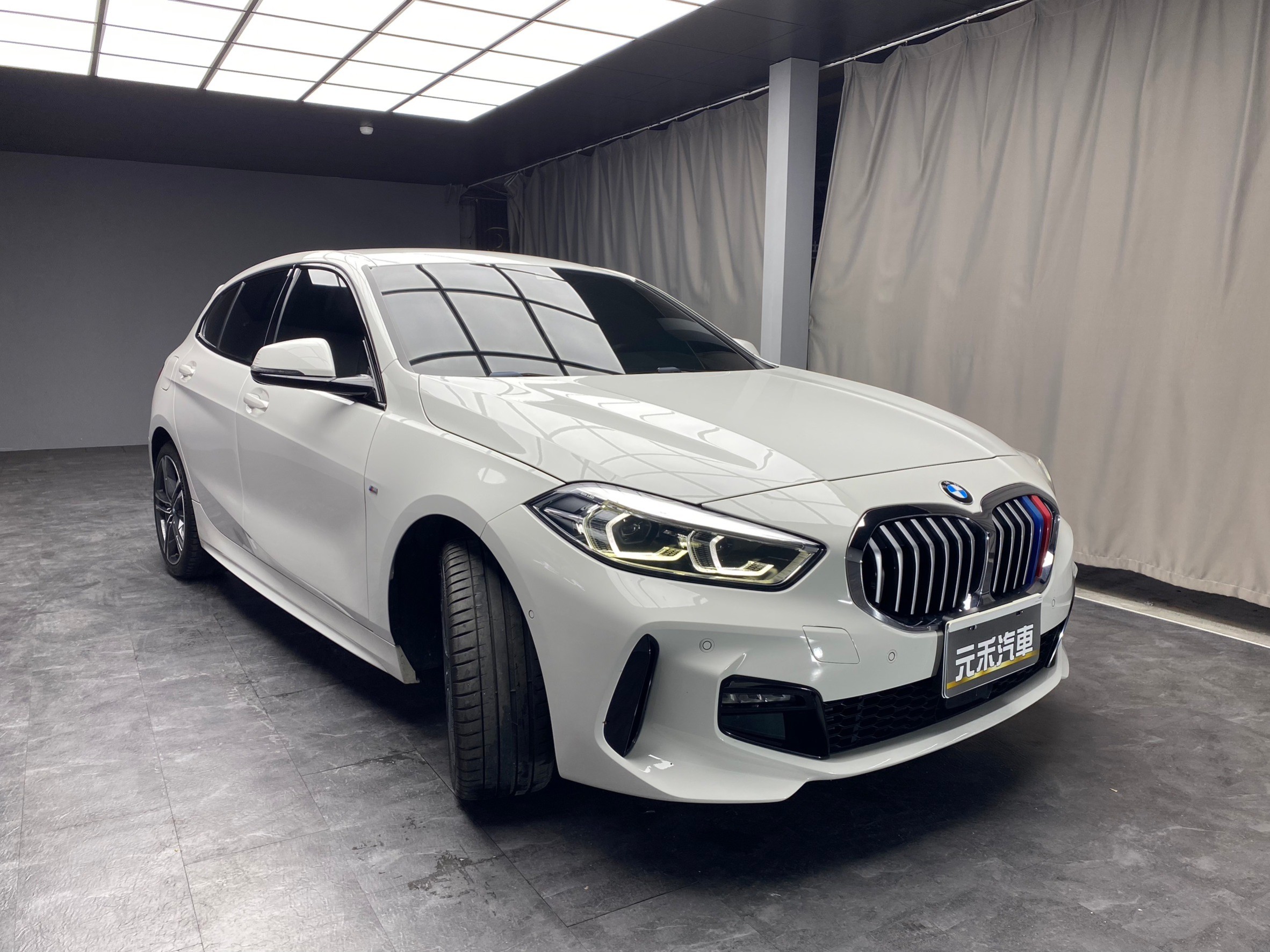 可回原廠 2021 BMW 118i Edition M『小李經理』元禾國際車業/特價中/一鍵就到  第16張相片