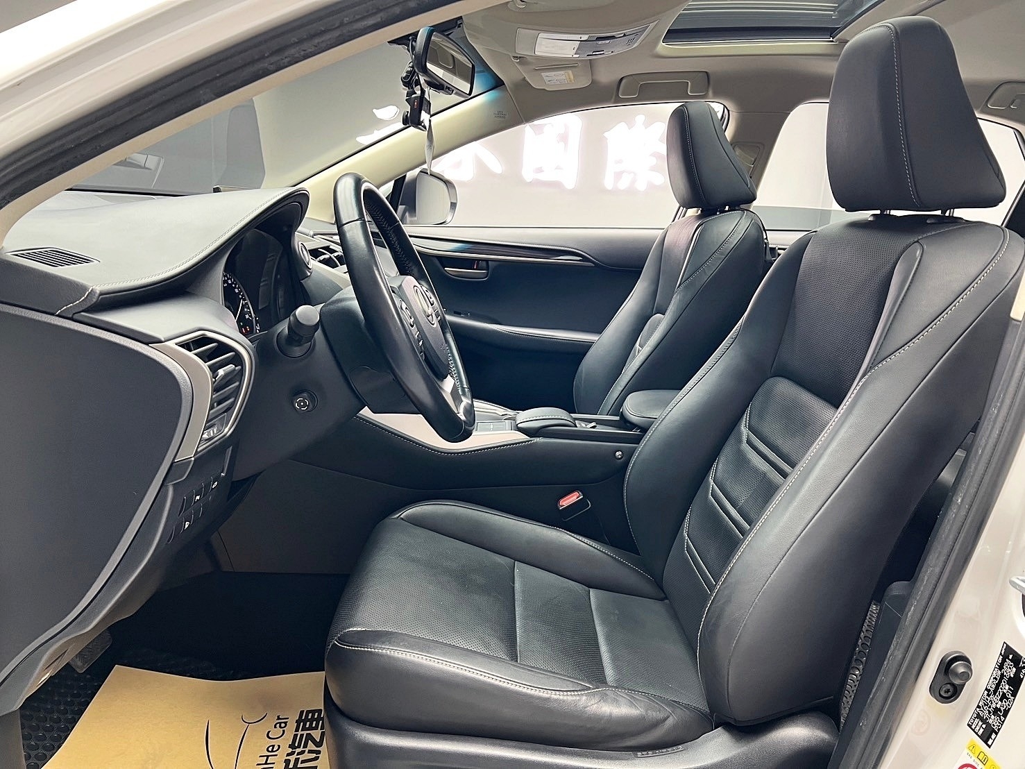 可回原廠 2017 Lexus NX300h 頂級版『小李經理』元禾國際車業/特價中/一鍵就到  第8張相片