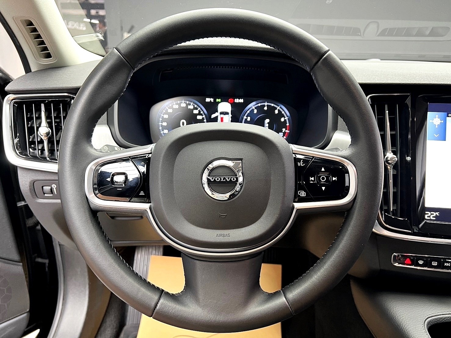 可回原廠 2017/18 Volvo S90 T5 Momentum『小李經理』元禾國際車業/特價中/一鍵就到  第9張相片
