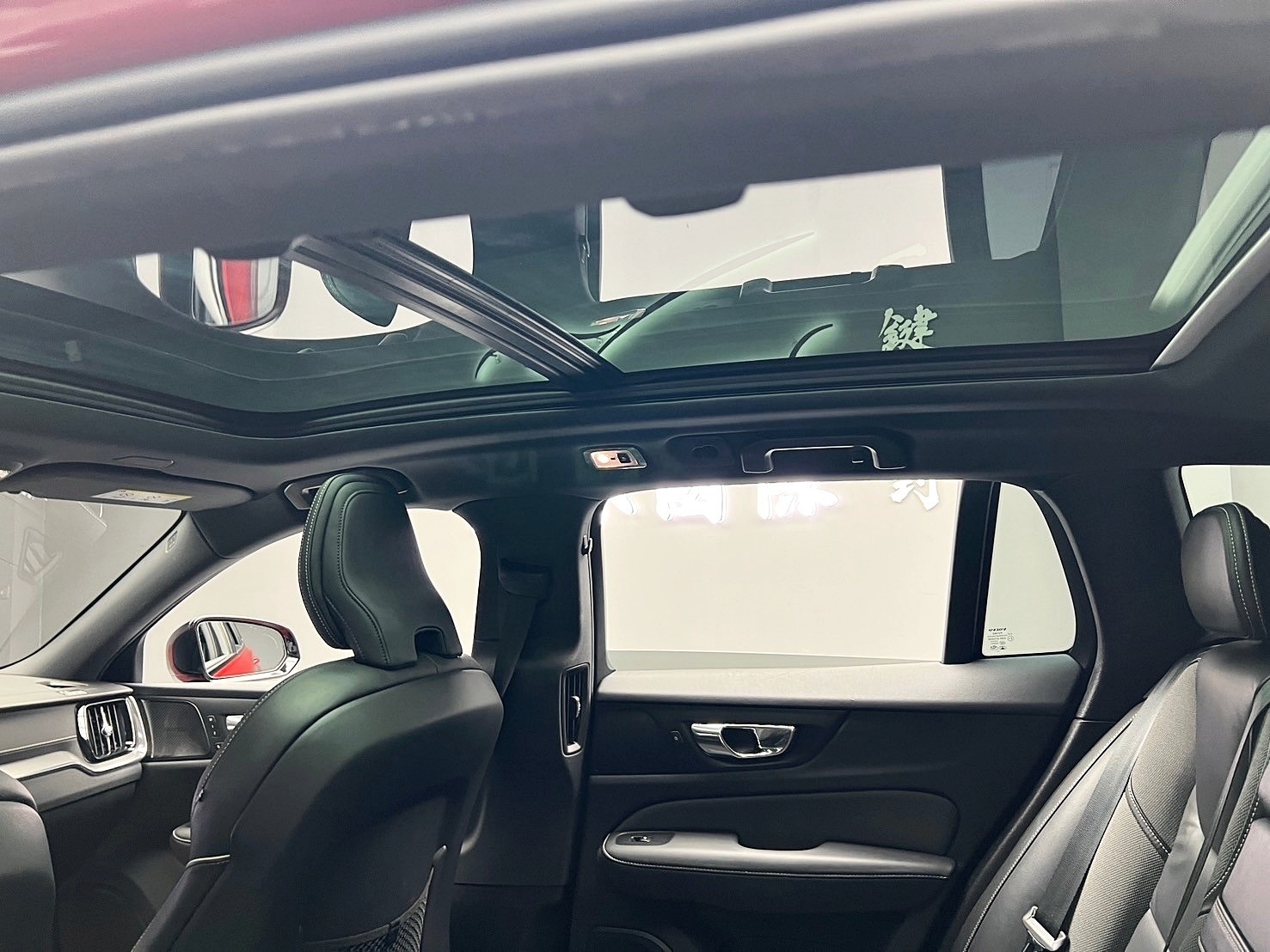 可回原廠 2021 Volvo V60 B5 R-Design『小李經理』元禾國際車業/特價中/一鍵就到  第10張相片