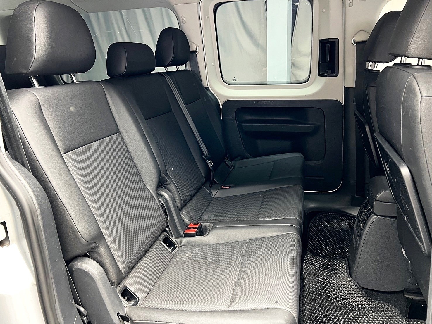 可回原廠 2016 Volkswagen Caddy Maxi TSI 七人座『小李經理』元禾國際車業/特價中/一鍵就到  第6張相片
