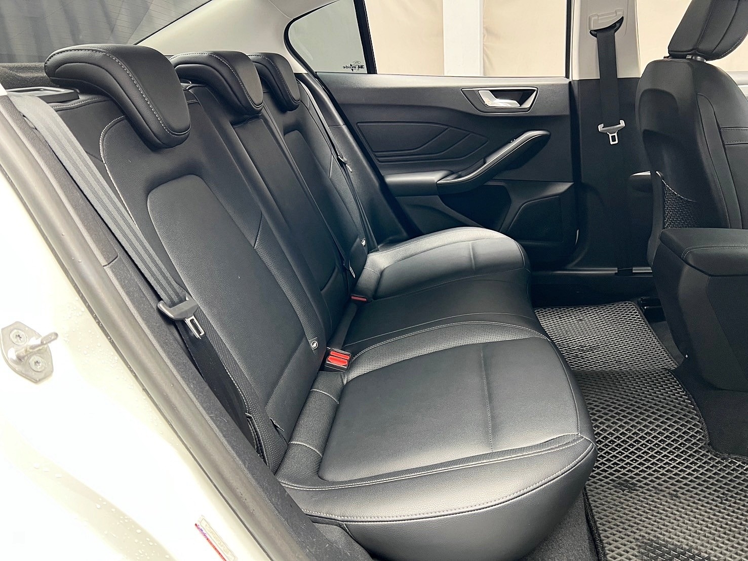 促銷中 2021 Ford Focus 4D Ti-VCT 美夢版『小李經理』元禾國際車業/特價中/一鍵就到  第10張相片