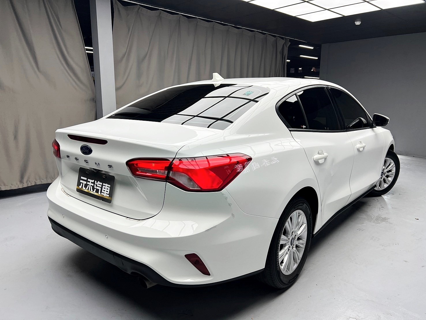 促銷中 2021 Ford Focus 4D Ti-VCT 美夢版『小李經理』元禾國際車業/特價中/一鍵就到  第15張相片