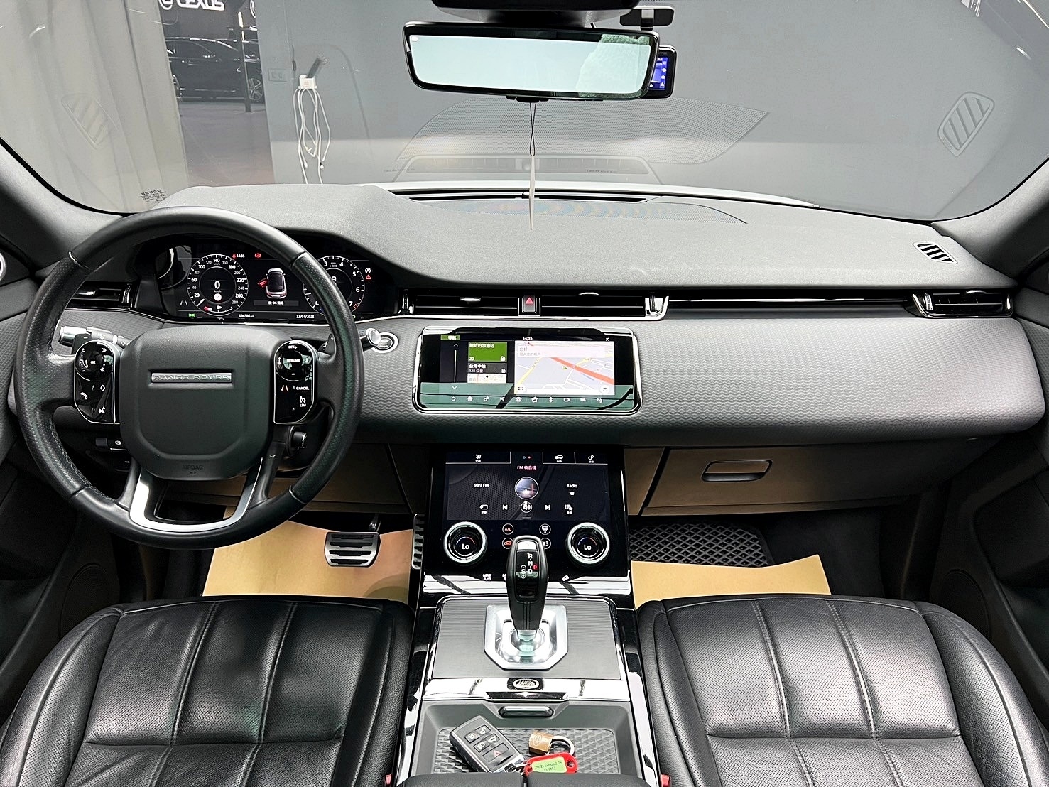 促銷中 2021 Range Rover Evoque P200 R-Dynamic S『小李經理』元禾國際車業/特價中/一鍵就到  第8張相片