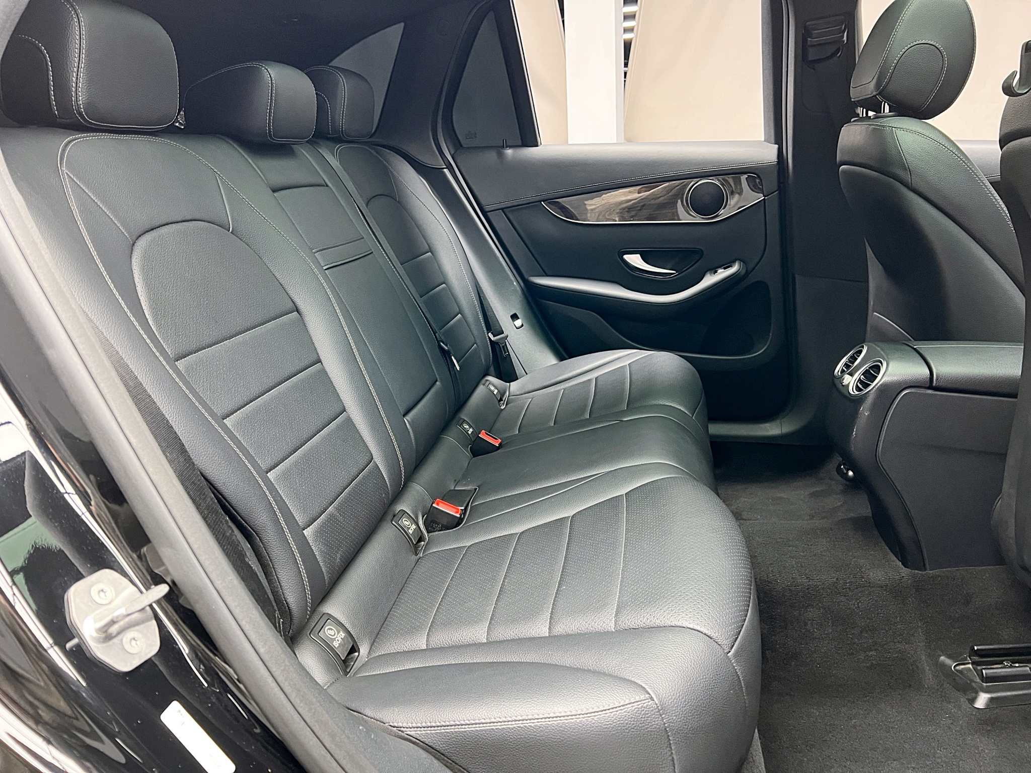 促銷中 2016 Benz GLC300 4MATIC AMG Line X253型『小李經理』元禾國際車業/特價中/一鍵就到  第11張相片