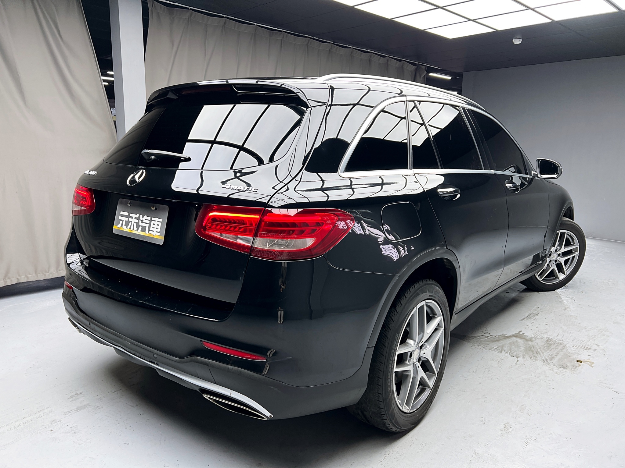 促銷中 2016 Benz GLC300 4MATIC AMG Line X253型『小李經理』元禾國際車業/特價中/一鍵就到  第19張相片