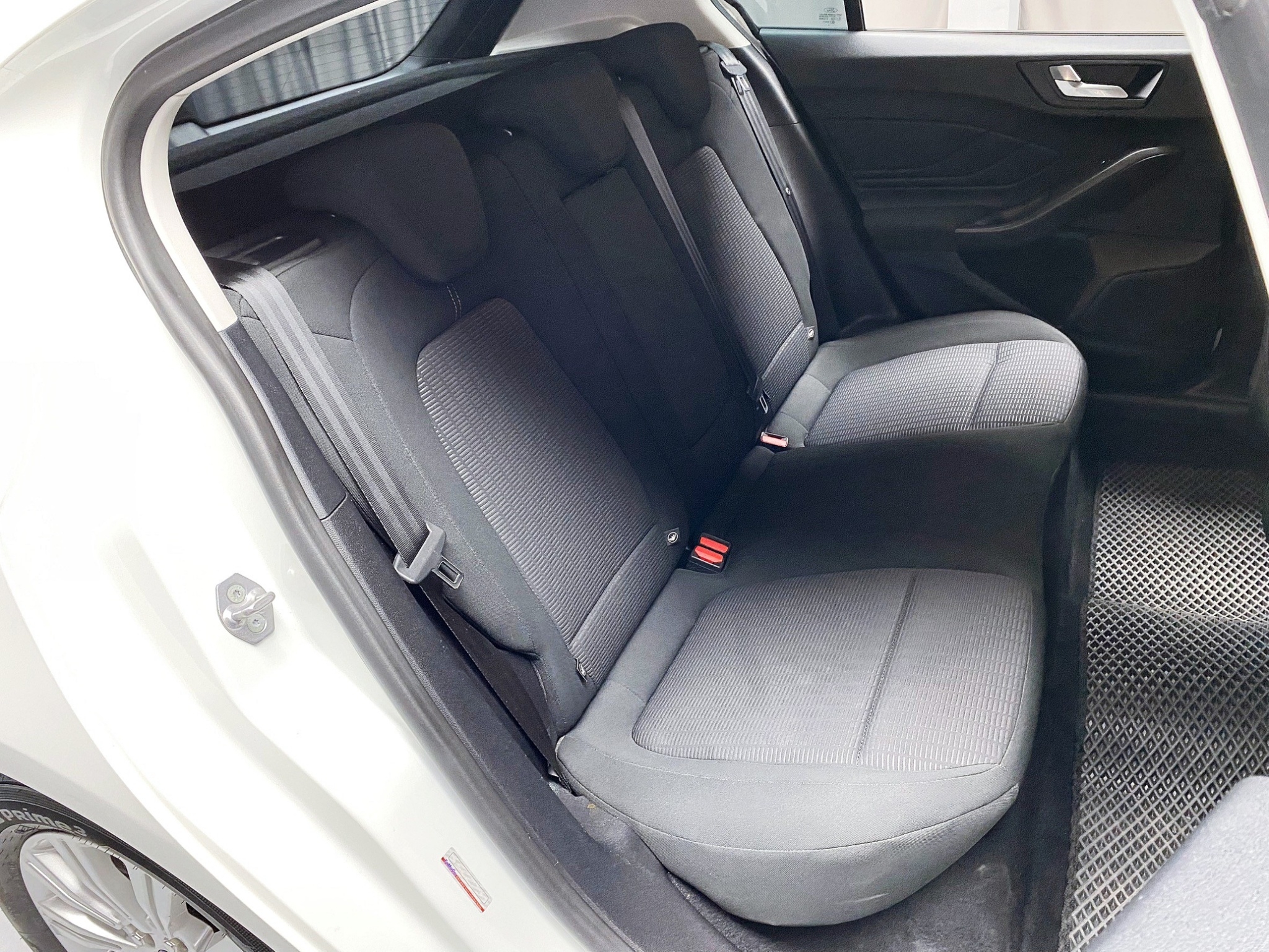 可回原廠 2019 Ford Focus 5D Ti-VCT 時尚型『小李經理』元禾國際車業/特價中/一鍵就到  第9張相片