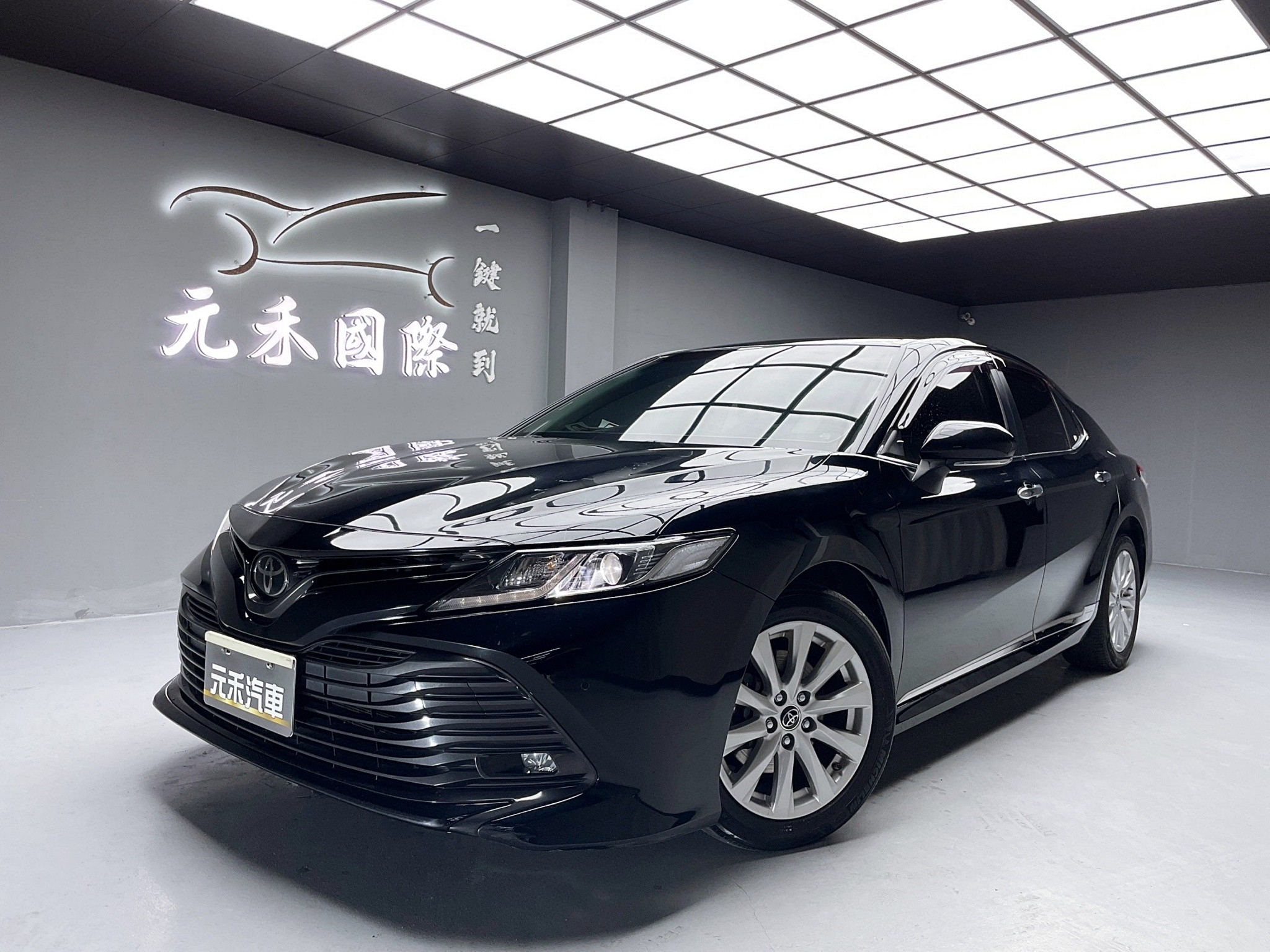 可回原廠2019/20 Toyota Camry 豪華版『小李經理』元禾國際車業/特價中/一鍵就到  第1張相片