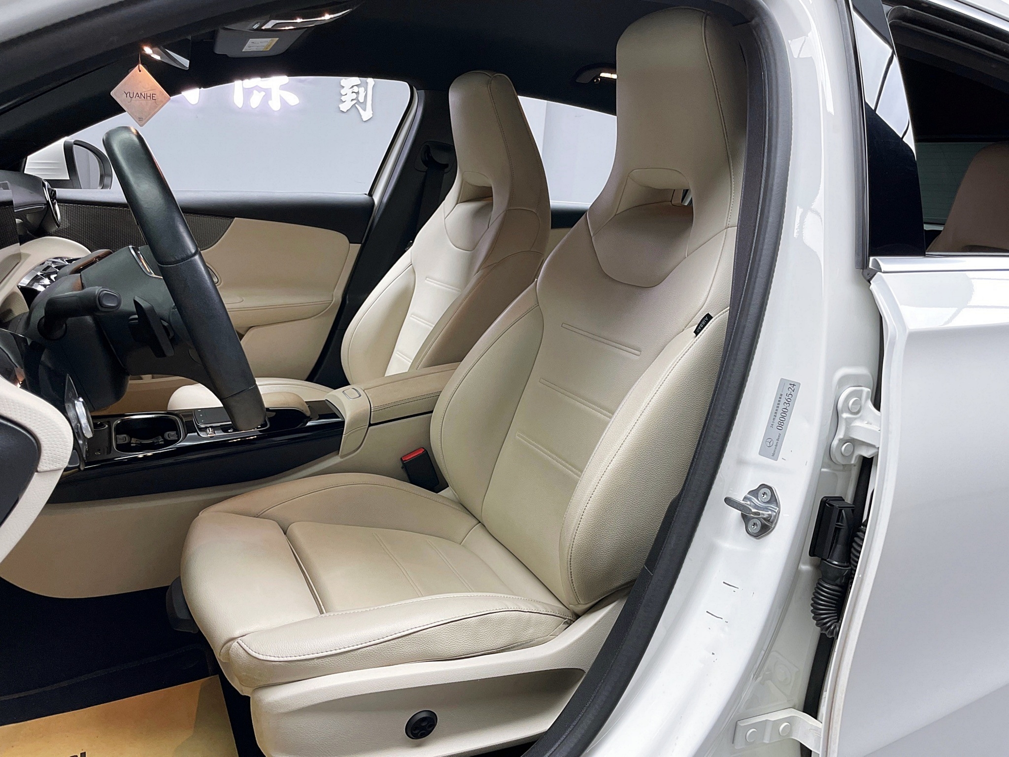 可回原廠 2018/19 Benz A200 特仕版 W177型『小李經理』元禾國際車業/特價中/一鍵就到  第5張相片