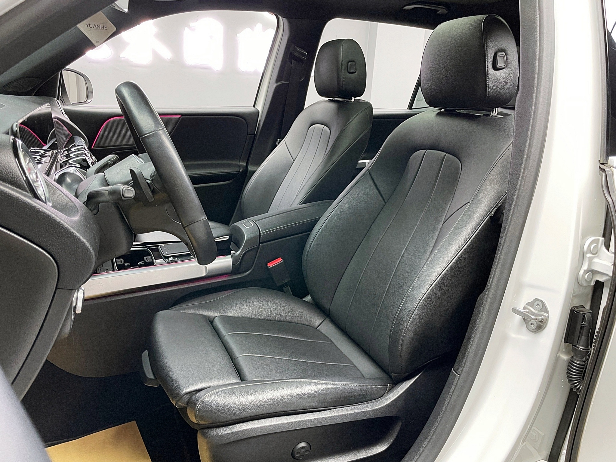 可回原廠 2020 Benz GLB250 4Matic 五人座 X247型『小李經理』元禾國際車業/特價中/一鍵就到  第9張相片