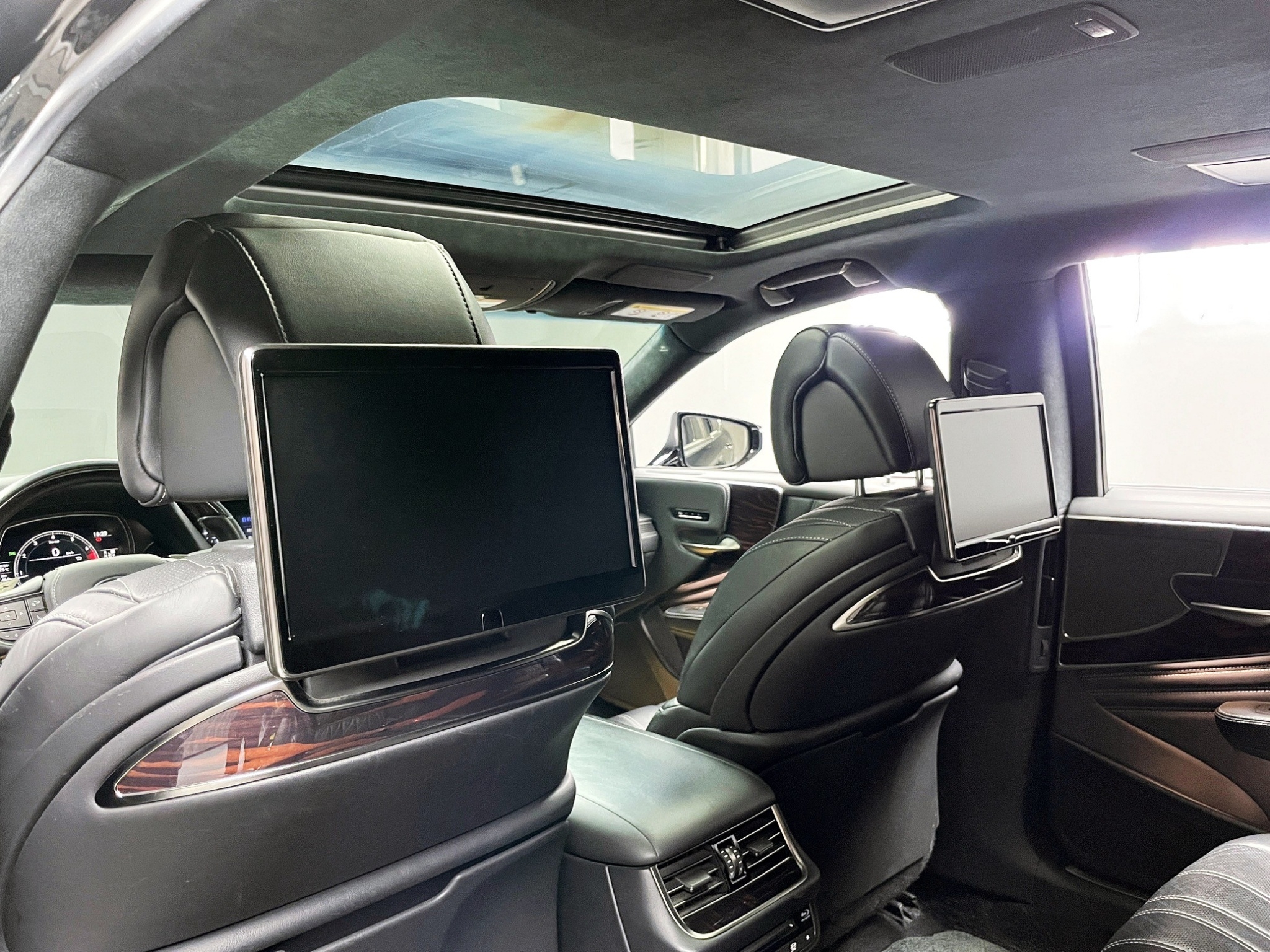 可回原廠 2019 Lexus LS500 旗艦版『小李經理』元禾國際車業/特價中/一鍵就到  第9張相片
