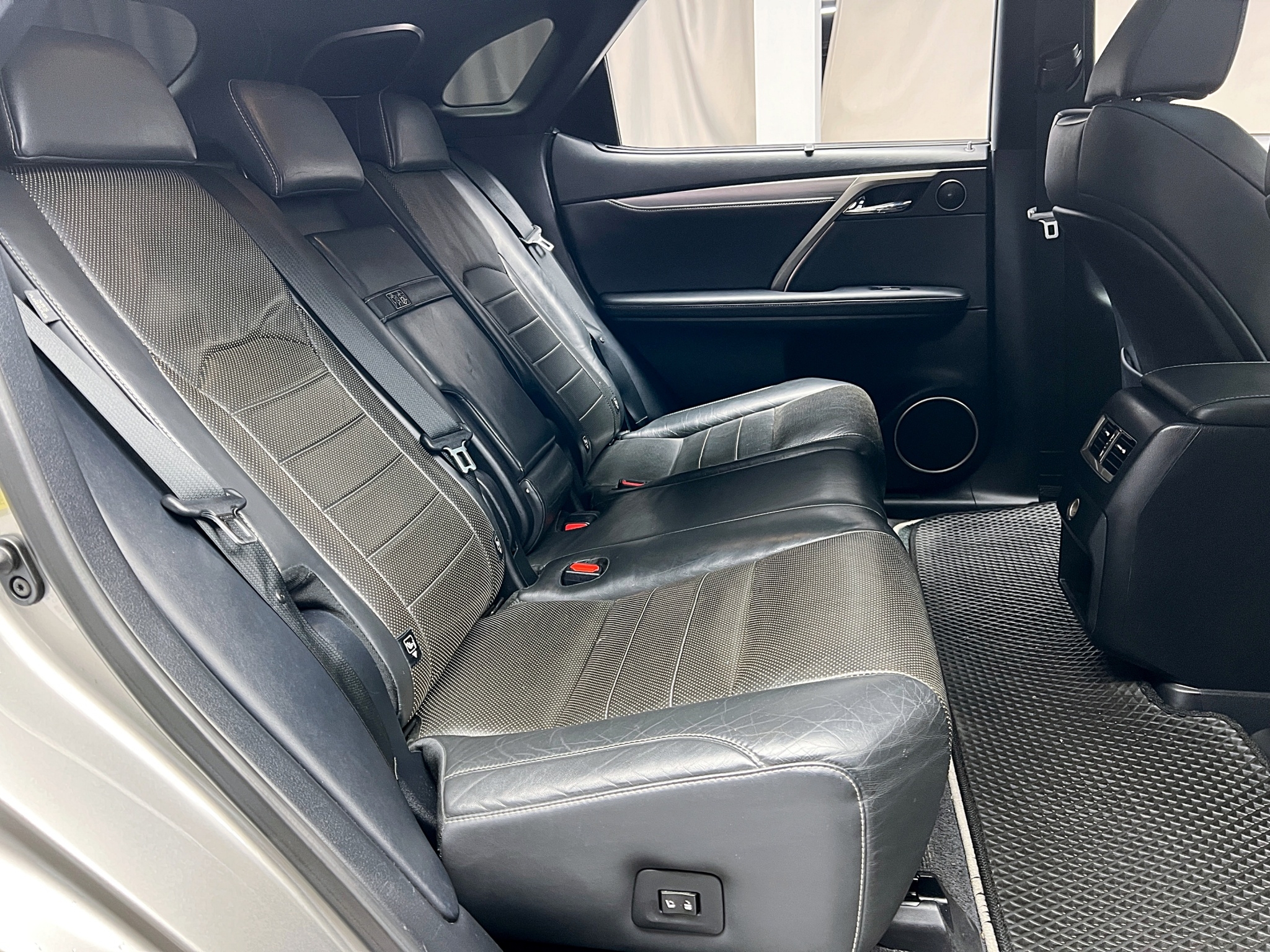 可回原廠 2016/17 Lexus RX200t F-Sport『小李經理』元禾國際車業/特價中/一鍵就到  第9張相片