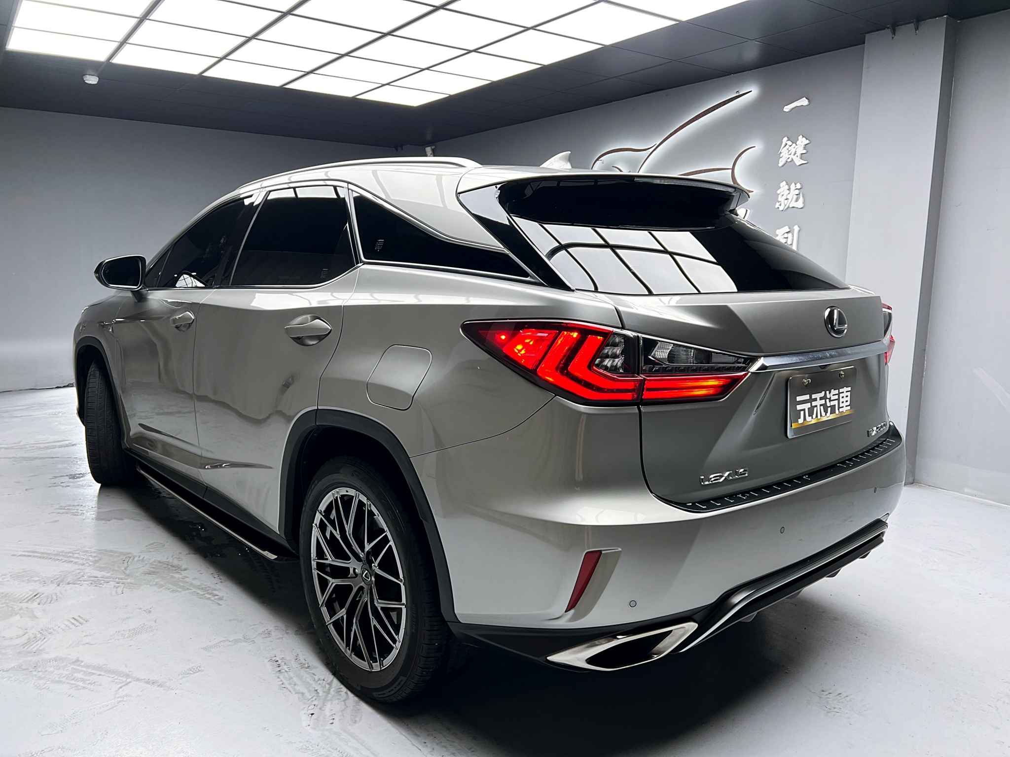可回原廠 2016/17 Lexus RX200t F-Sport『小李經理』元禾國際車業/特價中/一鍵就到  第12張相片