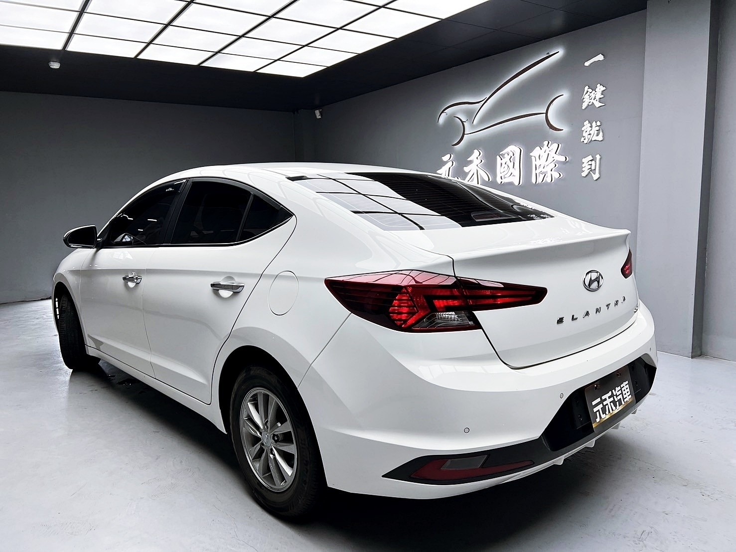 可回原廠 2020 Hyundai Elantra 經典型『小李經理』元禾國際車業/特價中/一鍵就到  第11張相片