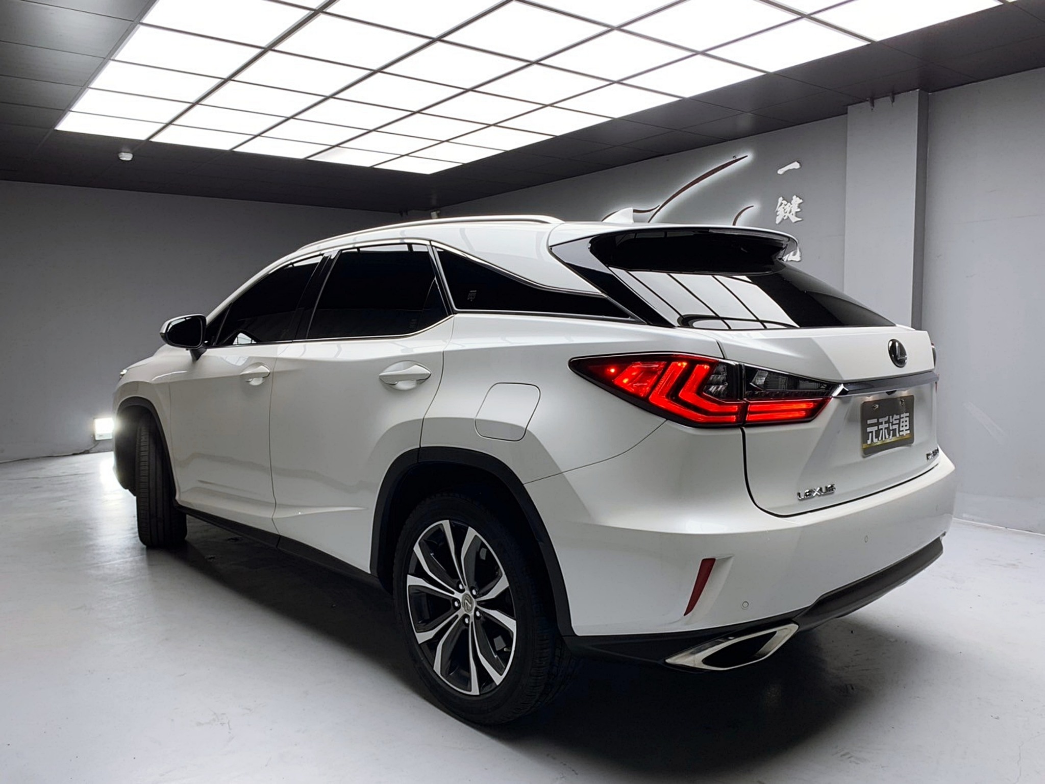 可回原廠 2017 Lexus RX350 旗艦版『小李經理』元禾國際車業/特價中/一鍵就到  第10張相片