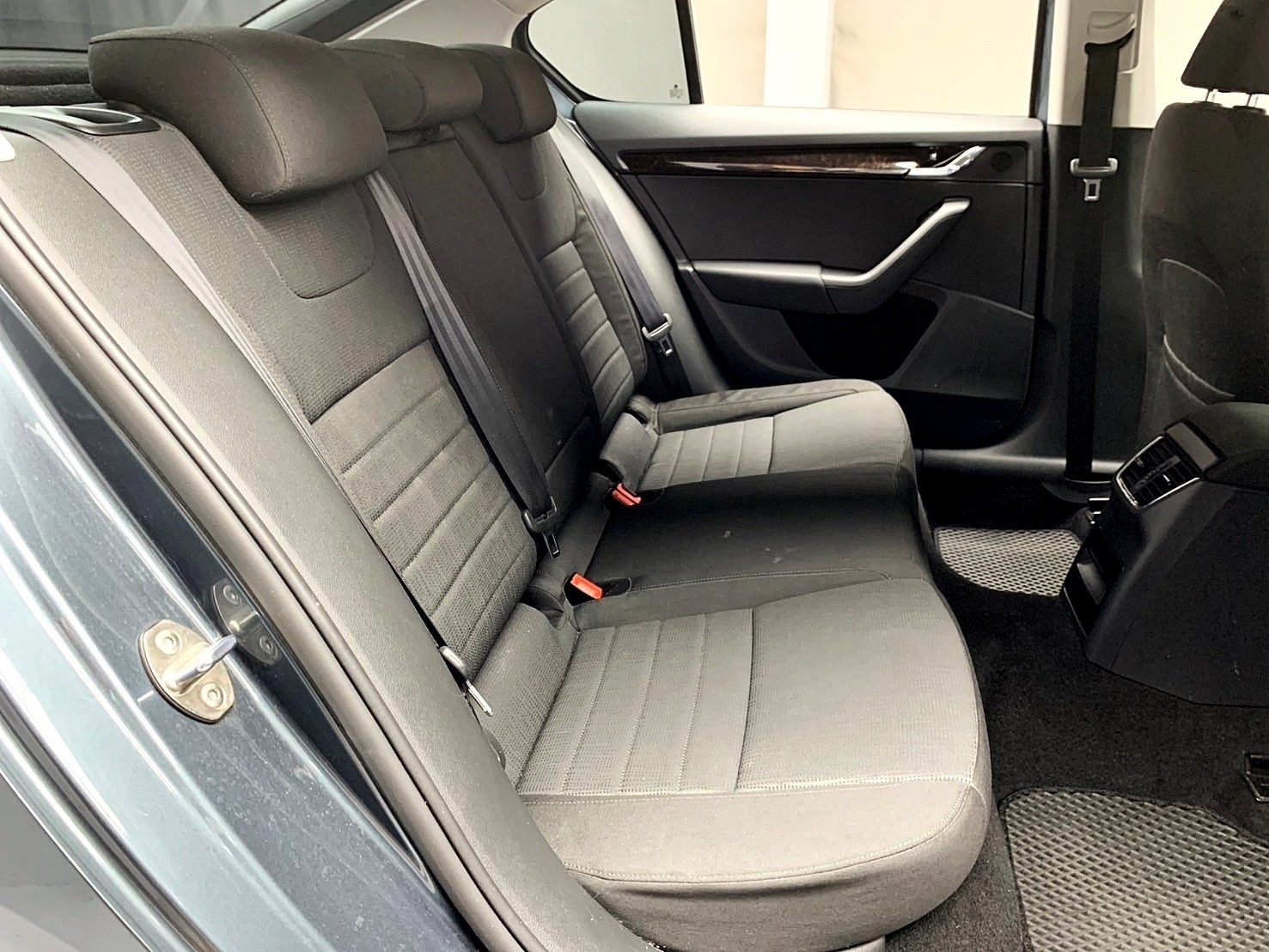 可回原廠 2015/16 Skoda Octavia TDI『小李經理』元禾國際車業/特價中/一鍵就到  第8張相片