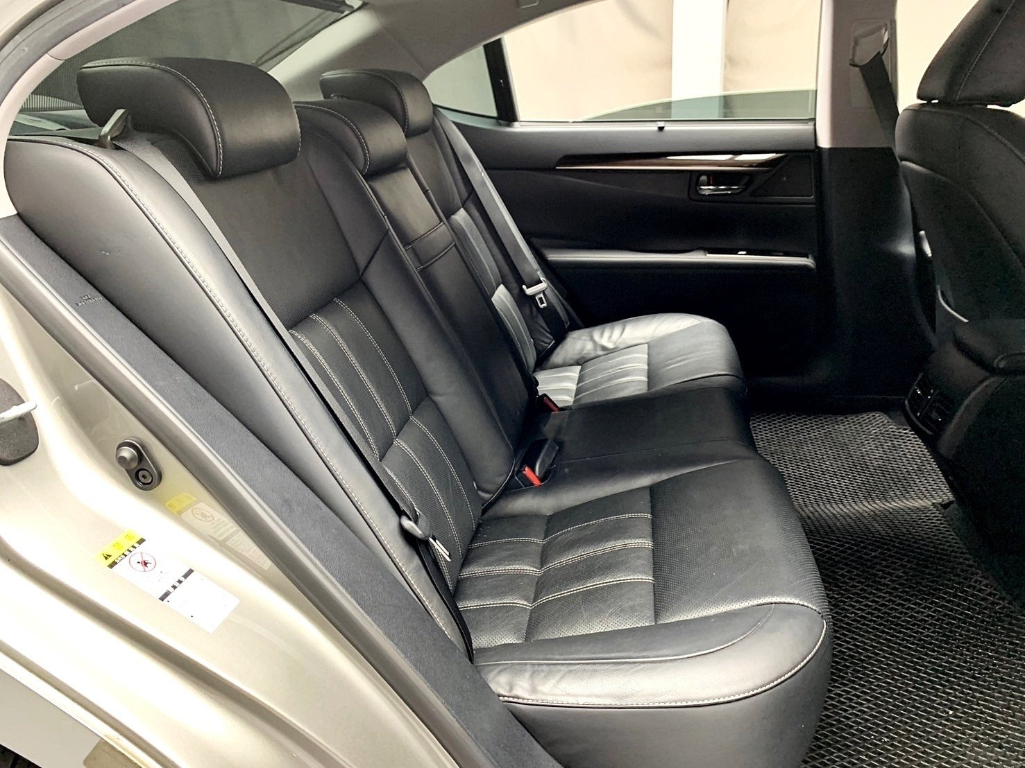 可回原廠 2015/16 Lexus ES300h 旗艦版『小李經理』元禾國際車業/特價中/一鍵就到  第6張相片
