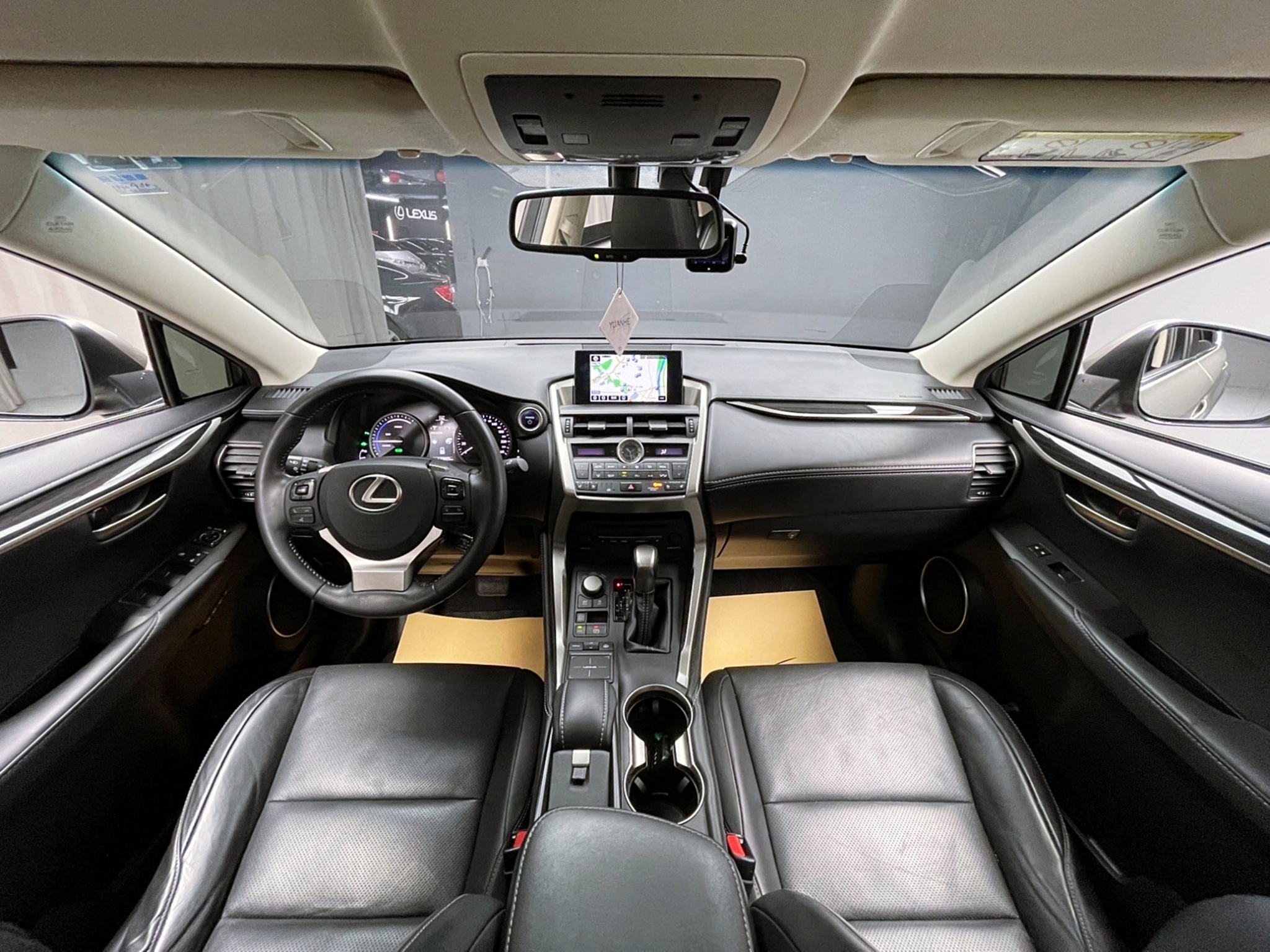 可回原廠 2014/15 Lexus NX300h 頂級版『小李經理』元禾國際車業/特價中/一鍵就到  第8張相片