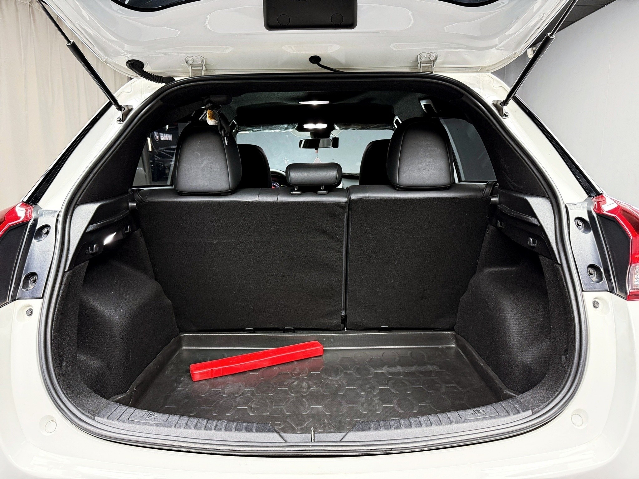 可回原廠 2022 Toyota Yaris S版『小李經理』元禾國際車業/特價中/一鍵就到  第7張相片