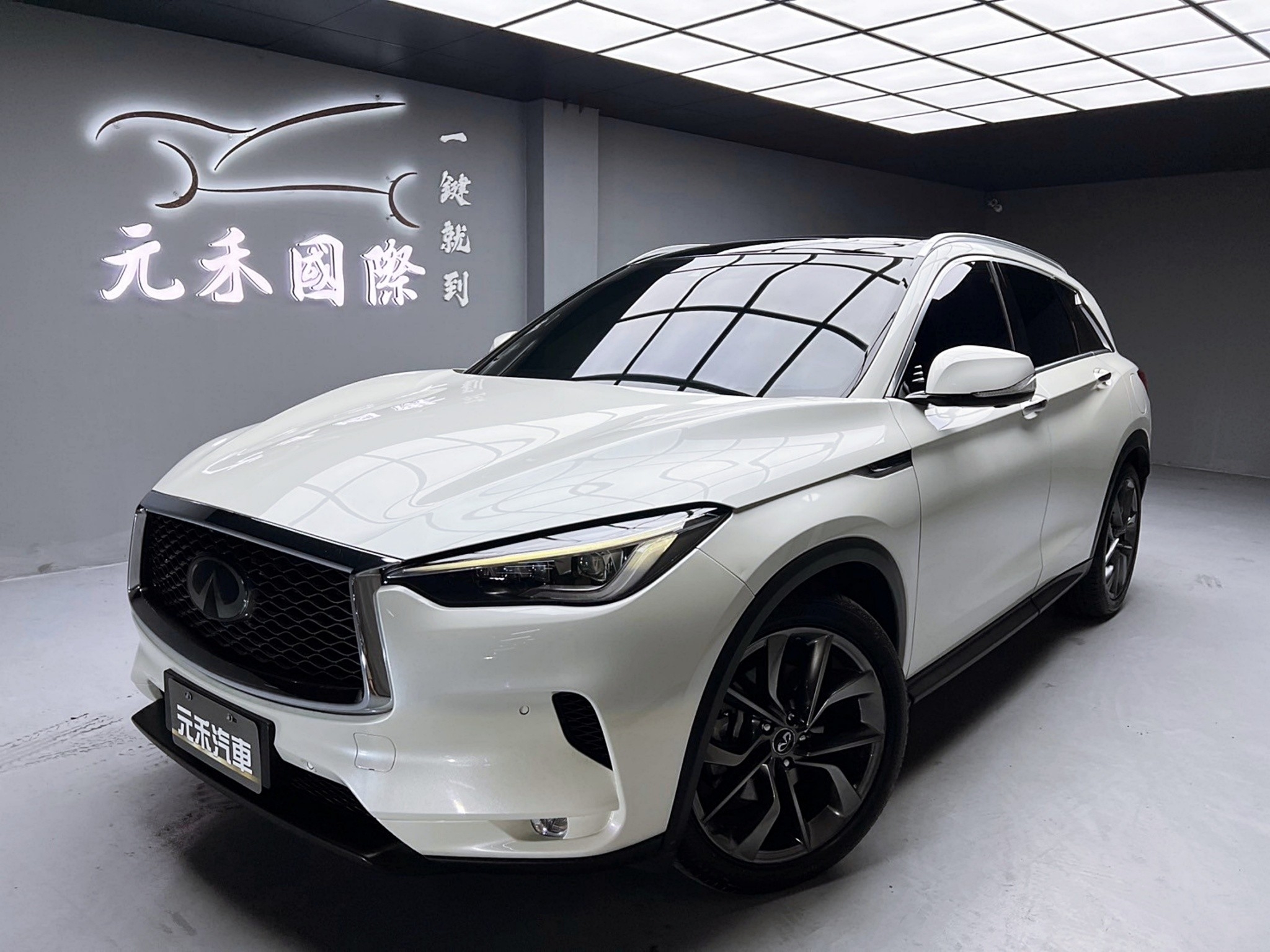 可回原廠 2018/19 Infiniti QX50 旗艦款『小李經理』元禾國際車業/特價中/一鍵就到  第1張相片