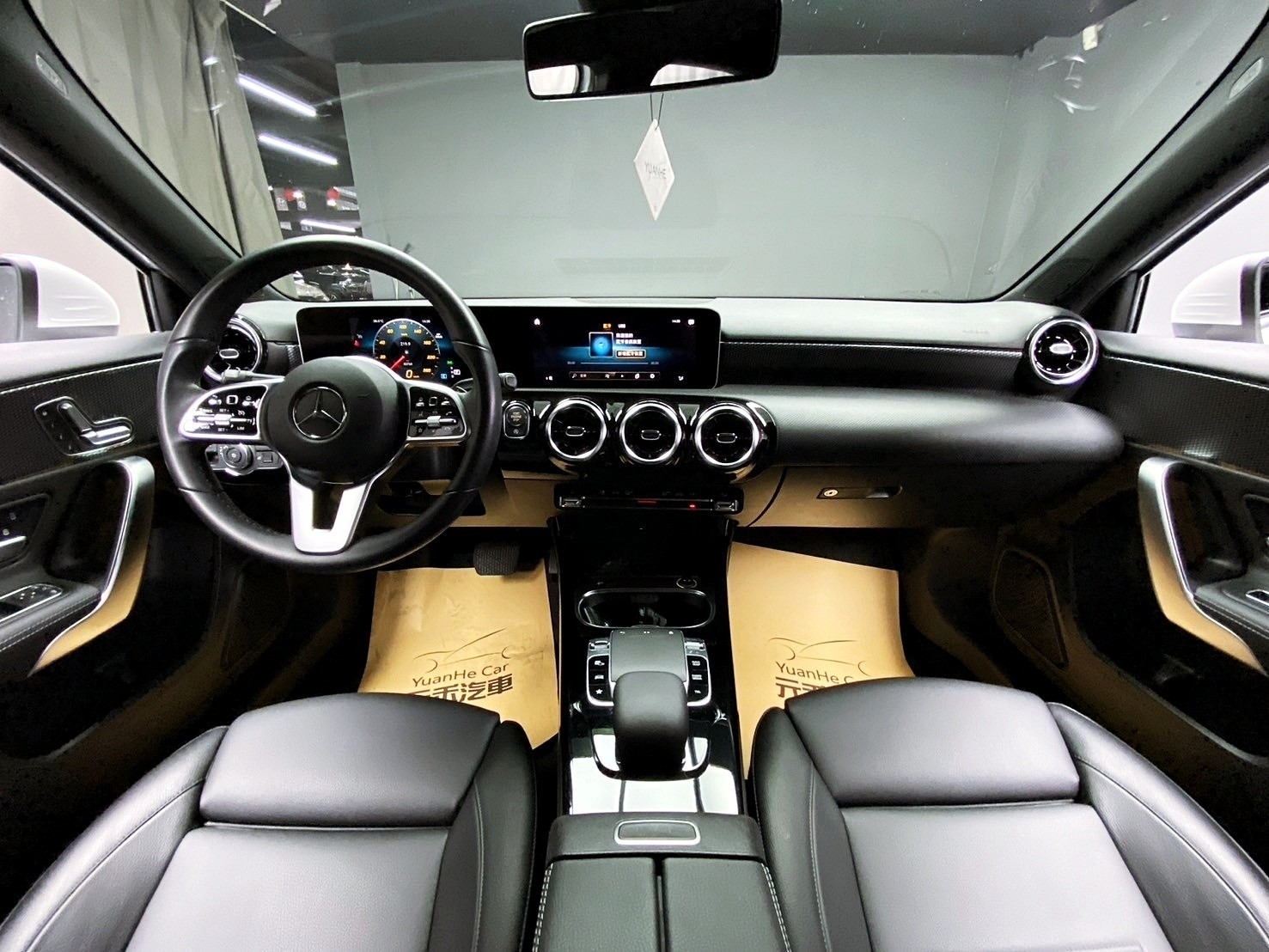可回原廠 2018/19 Benz A200 特仕版 W177型『小李經理』元禾國際車業/特價中/一鍵就到  第10張相片
