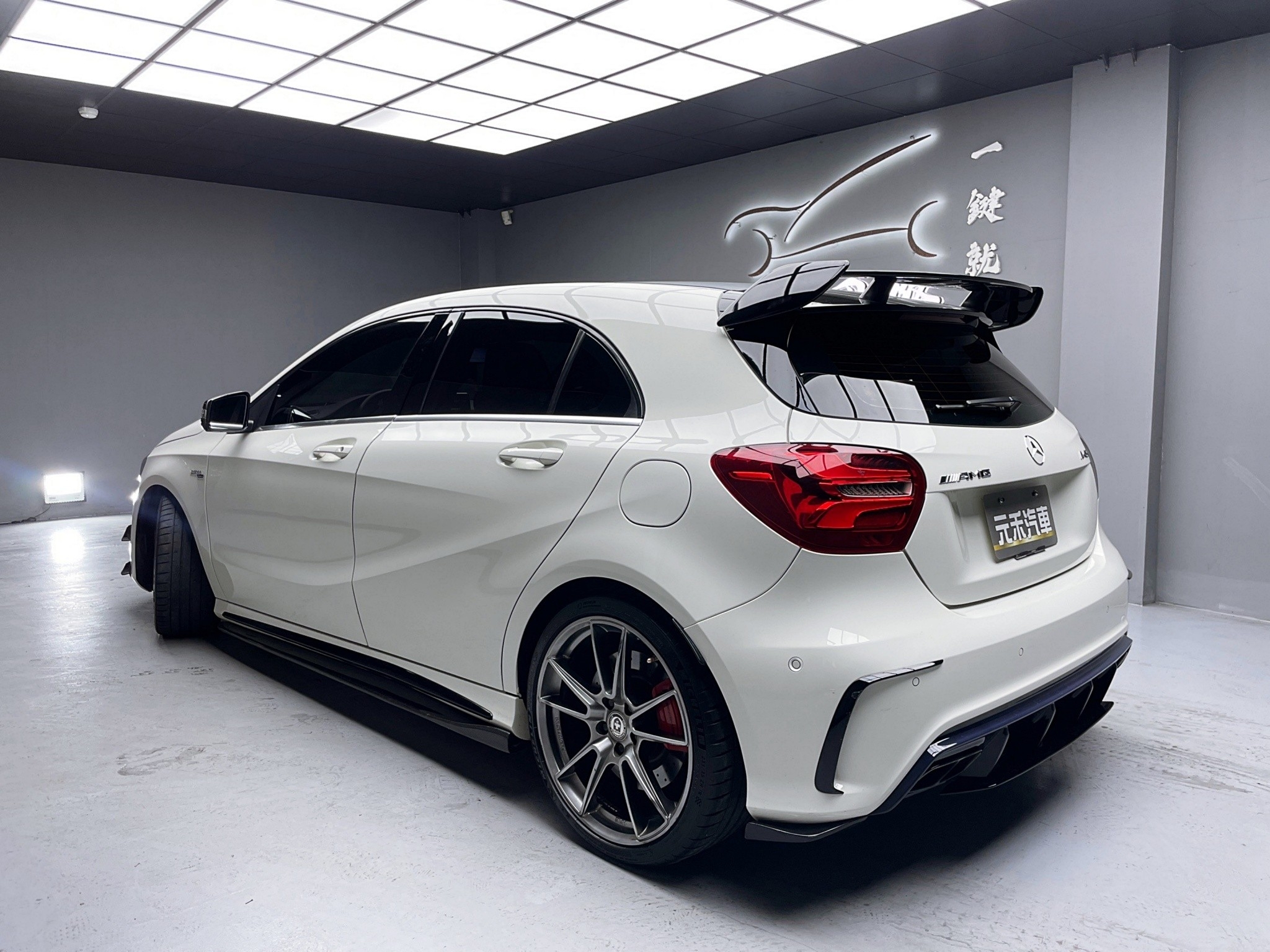 可回原廠 2015/16 Benz A45 AMG 4MATIC『小李經理』元禾國際車業/特價中/一鍵就到  第6張相片