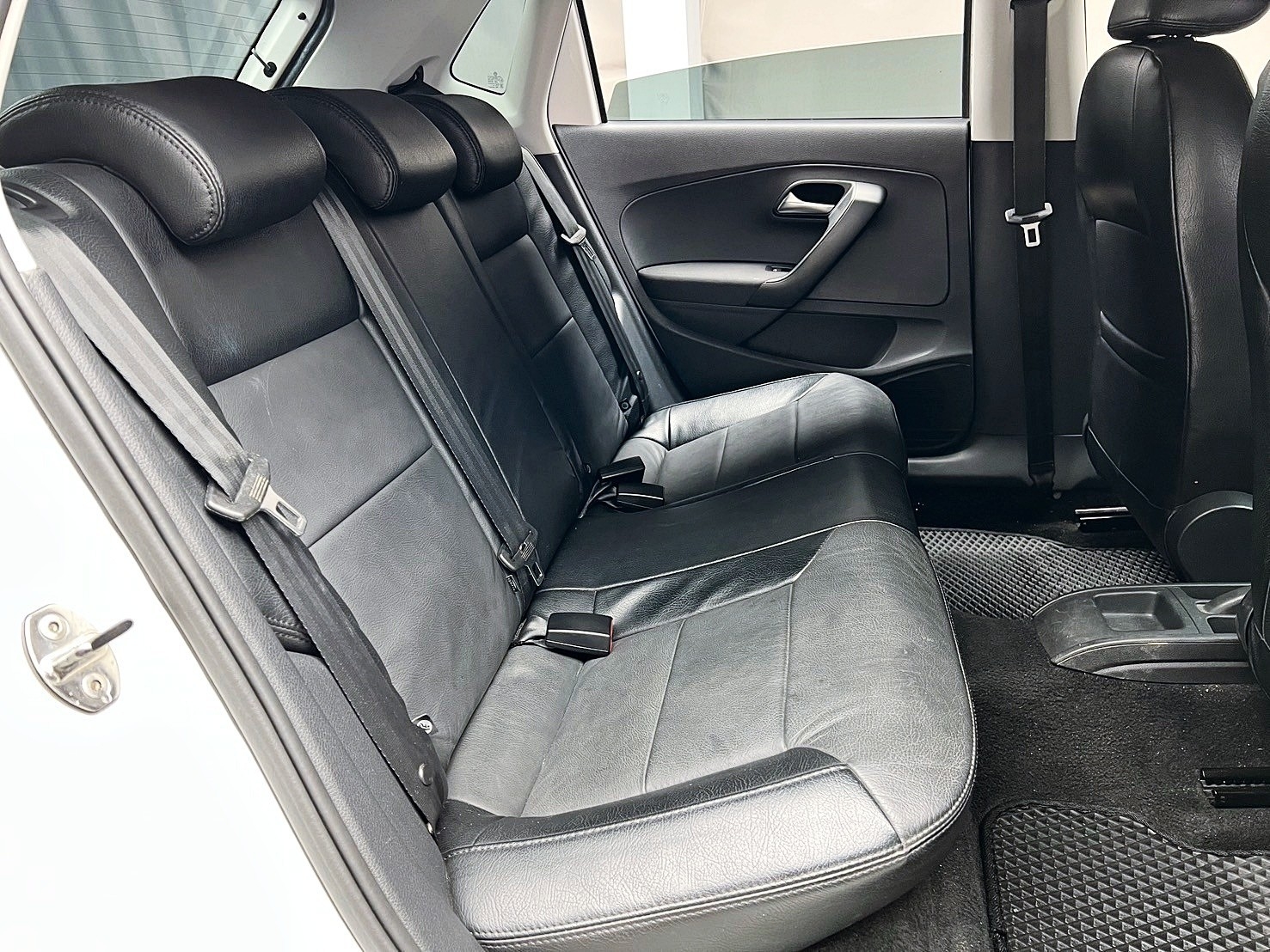 可回原廠 2016/17 Volkswagen Polo HL『小李經理』元禾國際車業/特價中/一鍵就到  第7張相片