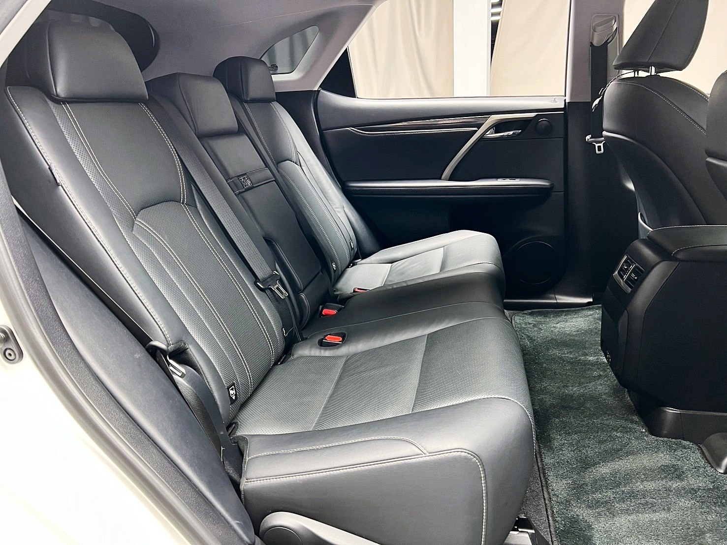可回原廠 2020 Lexus RX300 豪華版『小李經理』元禾國際車業/特價中/一鍵就到  第9張相片