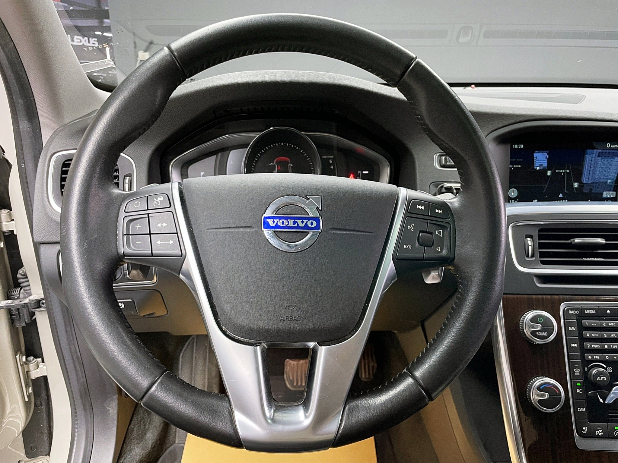 可回原廠 2016/17 Volvo S60 T4 安全旗艦版『小李經理』元禾國際車業/特價中/一鍵就到  第8張相片
