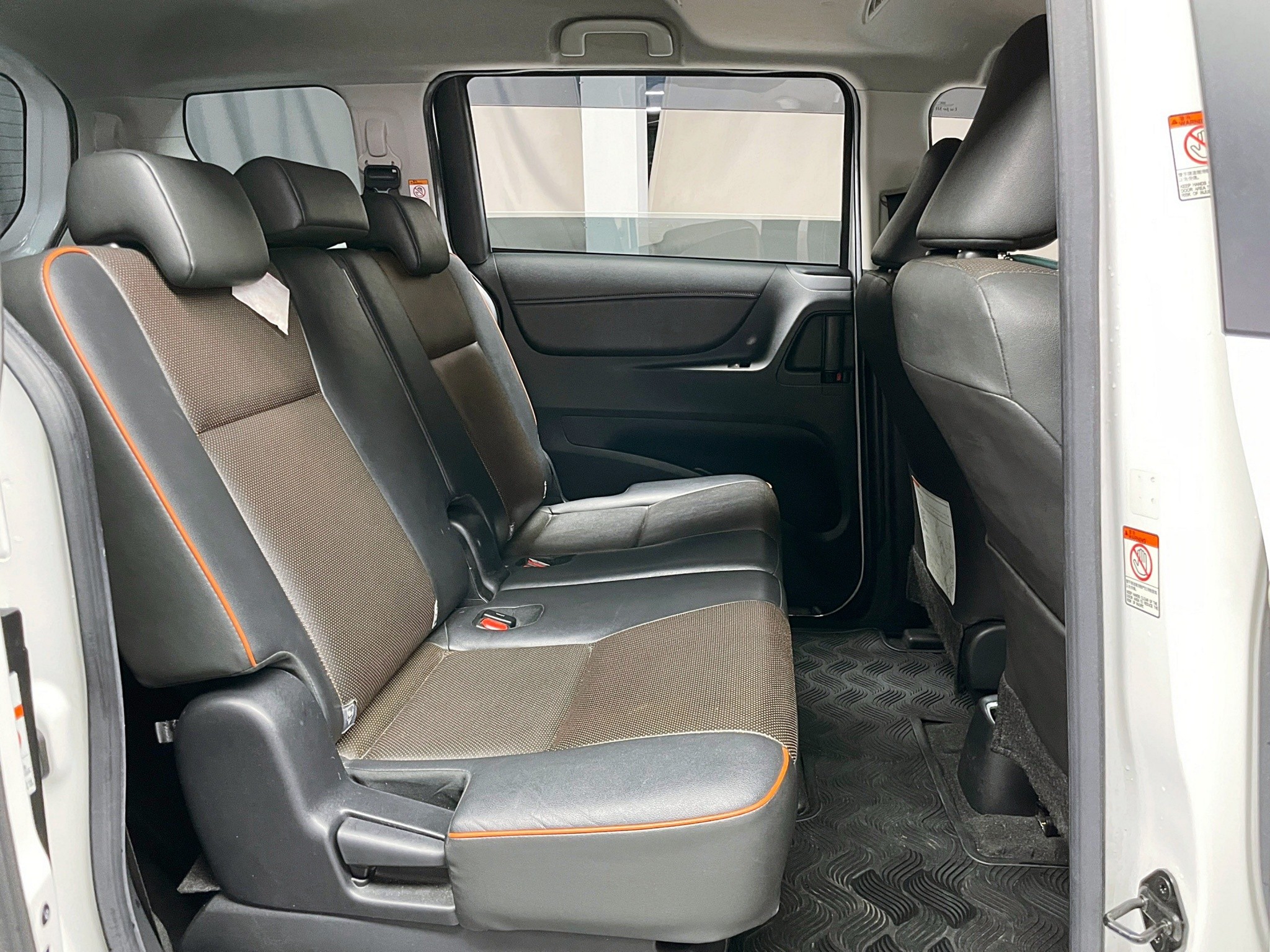 可回原廠 2017 Toyota Sienta 七人座尊爵版『小李經理』元禾國際車業/特價中/一鍵就到  第7張相片