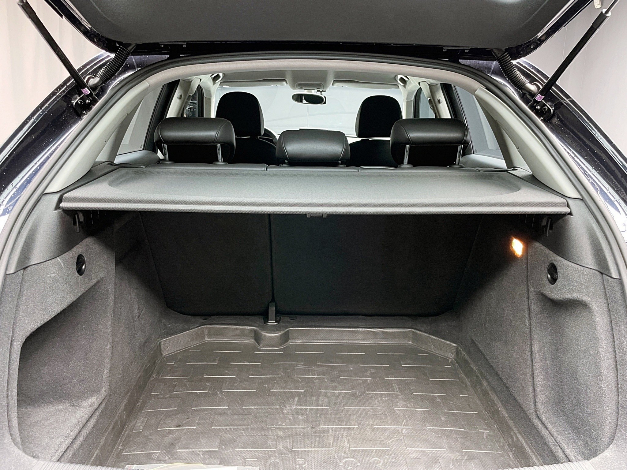可回原廠 2014 Audi Q3 40TFSI Quattro『小李經理』元禾國際車業/特價中/一鍵就到  第4張相片