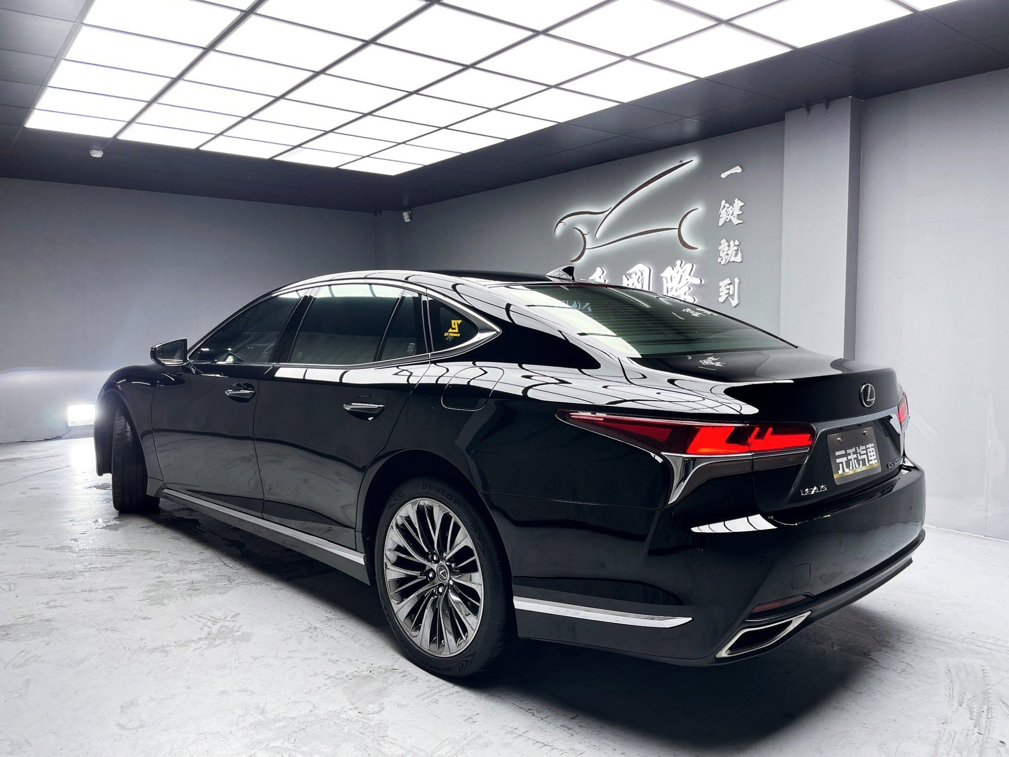 可回原廠 2018 Lexus LS500 旗艦版『小李經理』元禾國際車業/特價中/一鍵就到  第3張相片