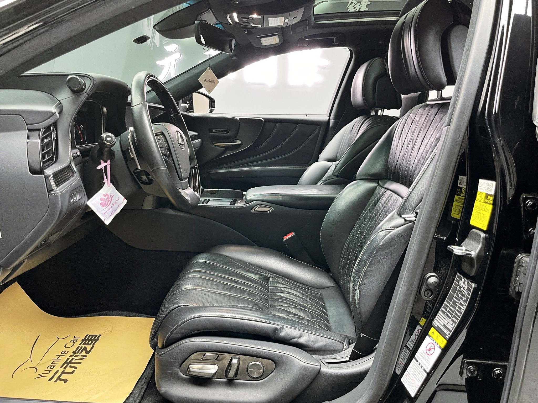 可回原廠 2018 Lexus LS500 旗艦版『小李經理』元禾國際車業/特價中/一鍵就到  第5張相片