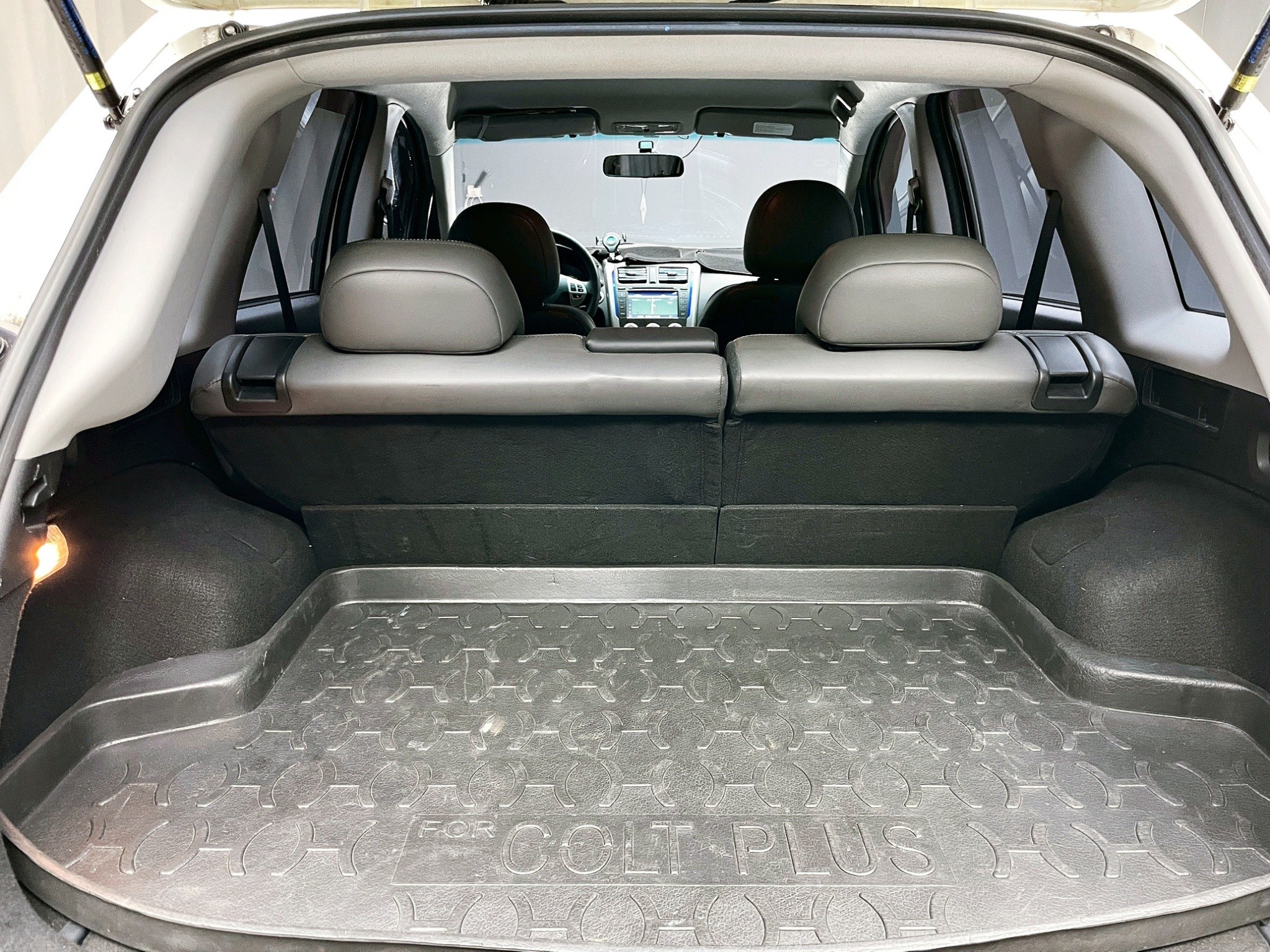 可回原廠 2015 Mitsubishi ColtPlus 豪華型『小李經理』元禾國際車業/特價中/一鍵就到  第4張相片