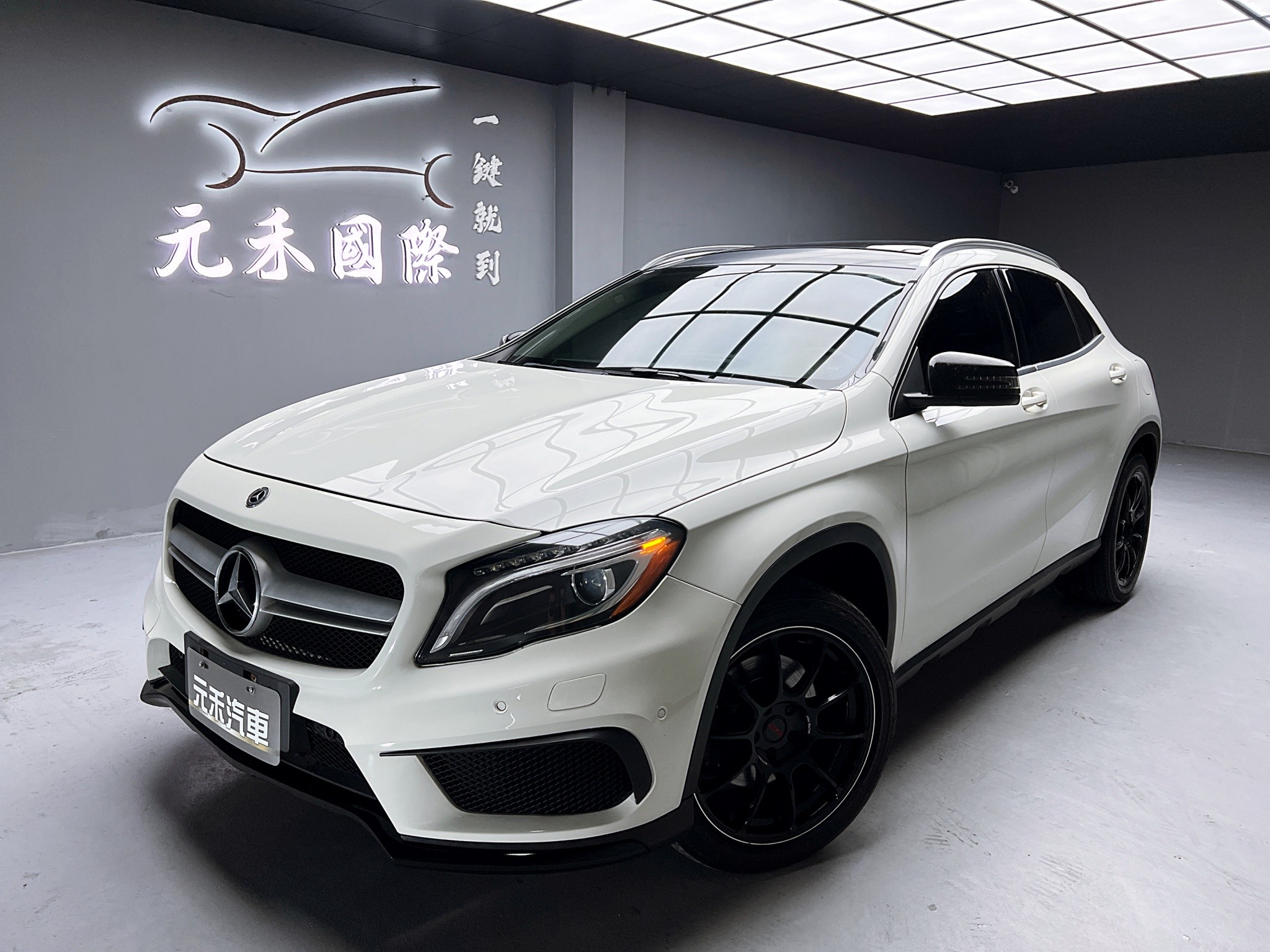 可回原廠 2014/15 Benz GLA250 4MATIC AMG X156型『小李經理』元禾國際車業/特價中/一鍵就到  第1張相片