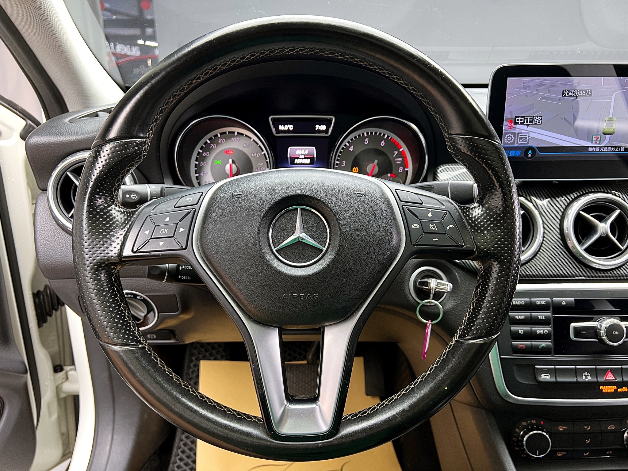 可回原廠 2014/15 Benz GLA250 4MATIC AMG X156型『小李經理』元禾國際車業/特價中/一鍵就到  第9張相片