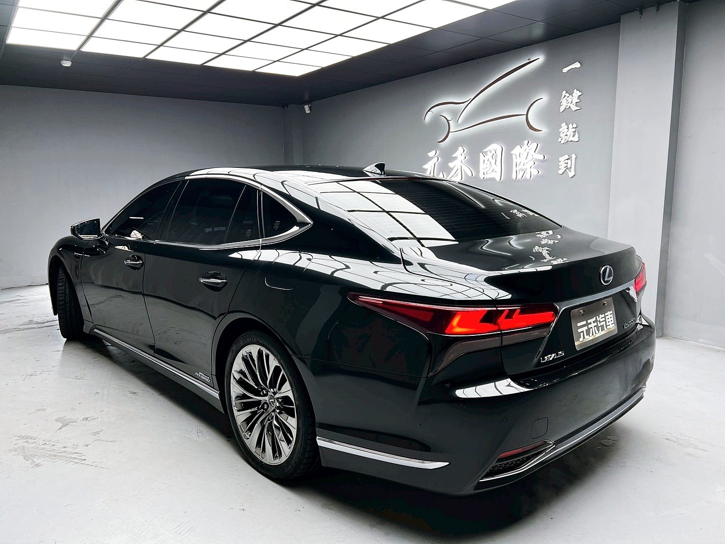 可回原廠 2021/22 Lexus LS500h 旗艦版『小李經理』元禾國際車業/特價中/一鍵就到  第8張相片