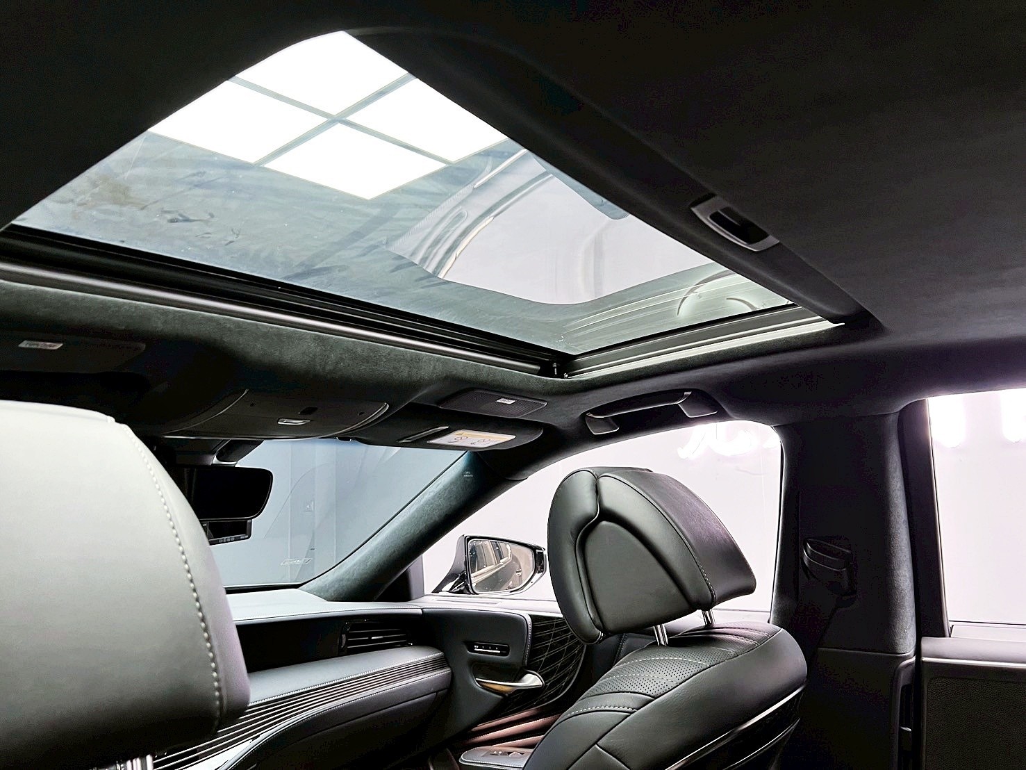 可回原廠 2021/22 Lexus LS500h 旗艦版『小李經理』元禾國際車業/特價中/一鍵就到  第10張相片