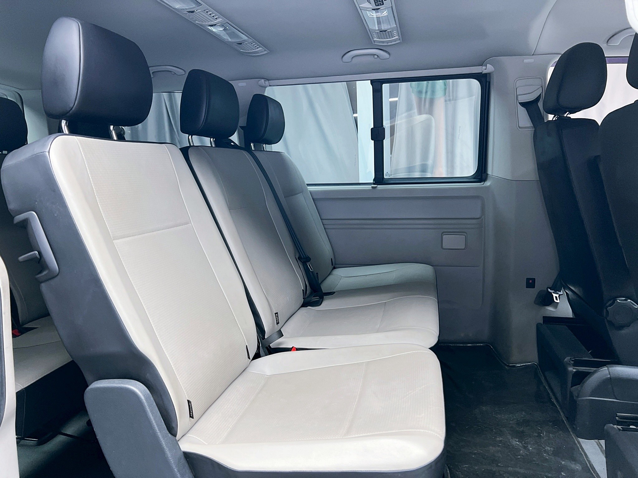 可回原廠  2017 Volkswagen T6 Caravelle TDI 110kW 八人座『小李經理』元禾國際車業/特價中/一鍵就到  第6張相片