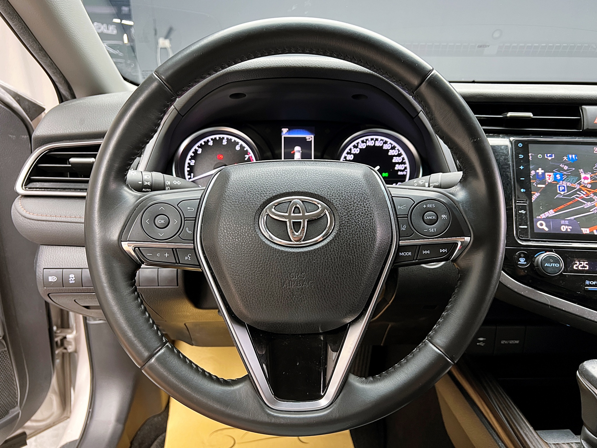 可回原廠 2020 Toyota Camry 豪華版『小李經理』元禾國際車業/特價中/一鍵就到  第9張相片