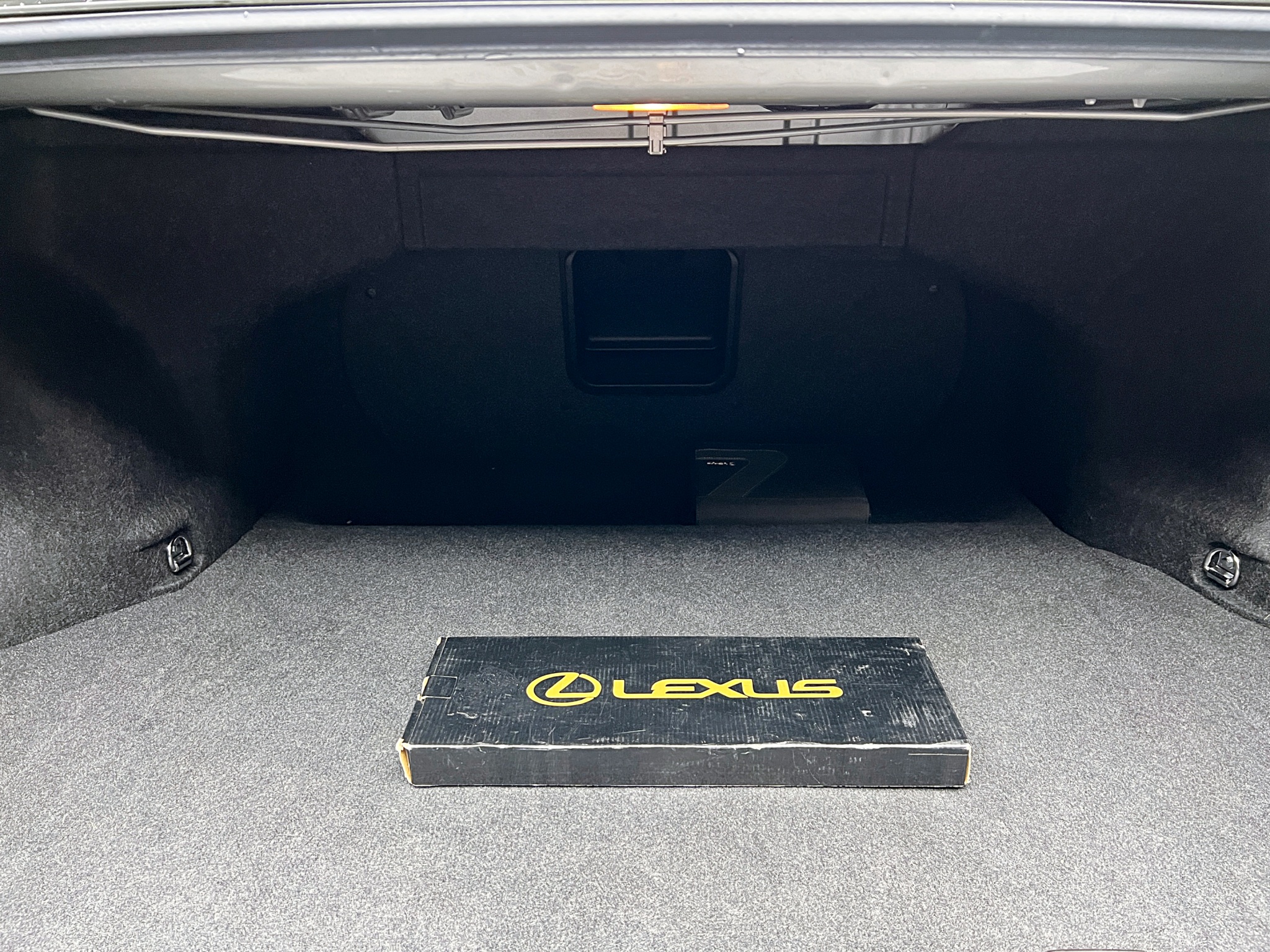 可回原廠 2016/17 Lexus ES200 頂級版『小李經理』元禾國際車業/特價中/一鍵就到  第16張相片