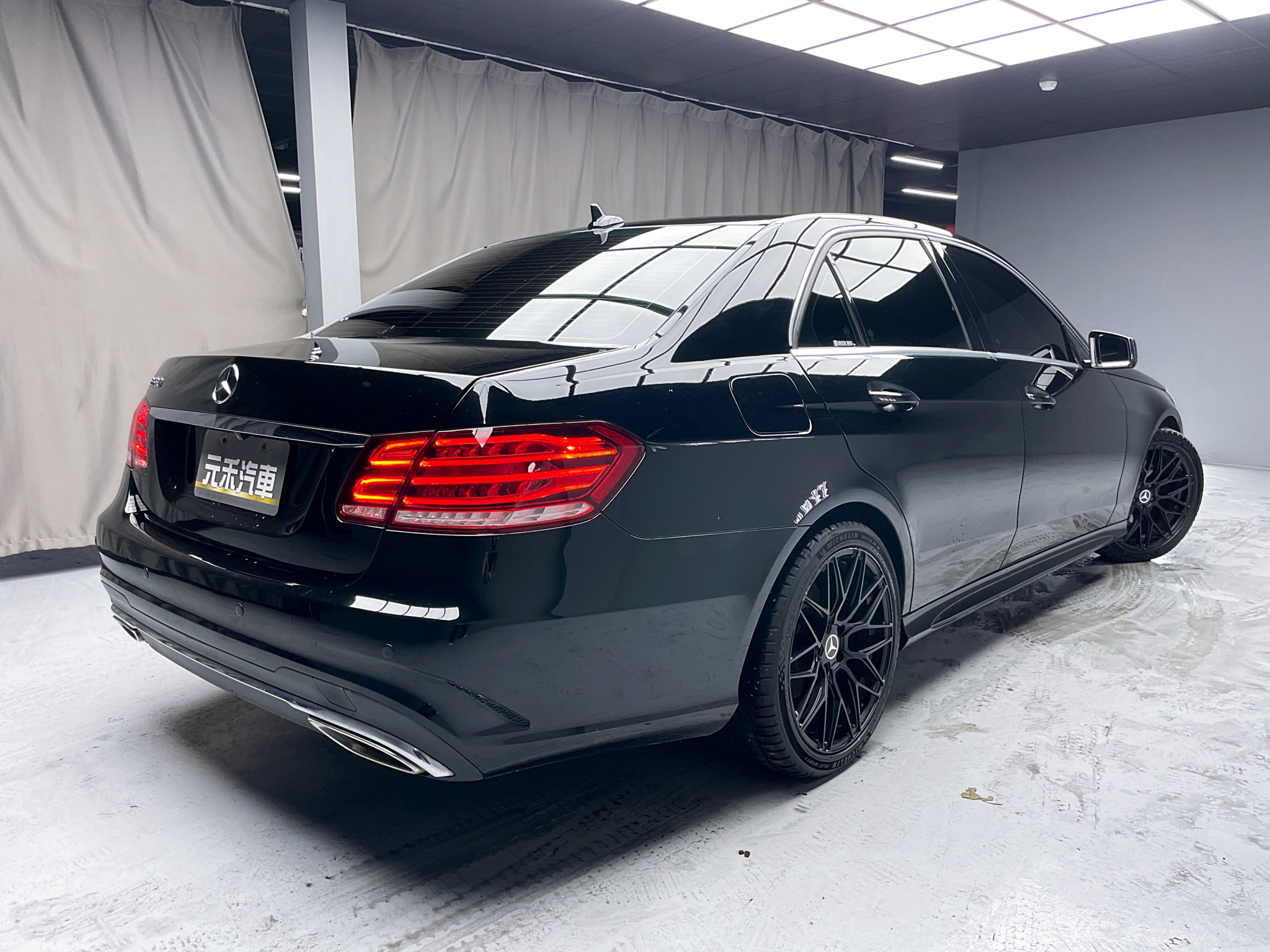 可回原廠 2014 Benz E350 Sedan Avantgarde W212型『小李經理』元禾國際車業/特價中/一鍵就到  第14張相片