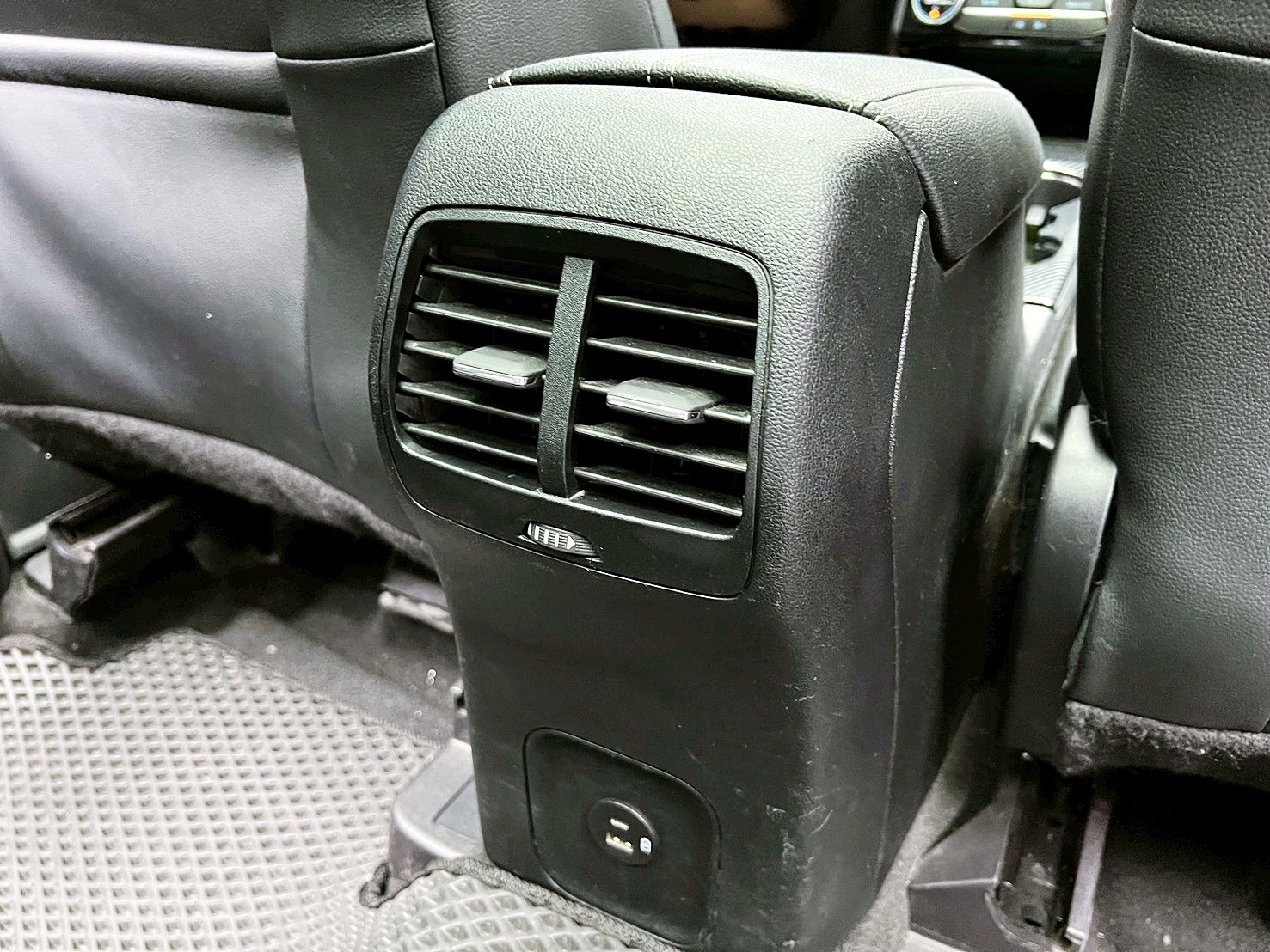 可回原廠 2020/21 Ford Kuga EcoBoost 180旗艦型『小李經理』元禾國際車業/特價中/一鍵就到  第15張相片