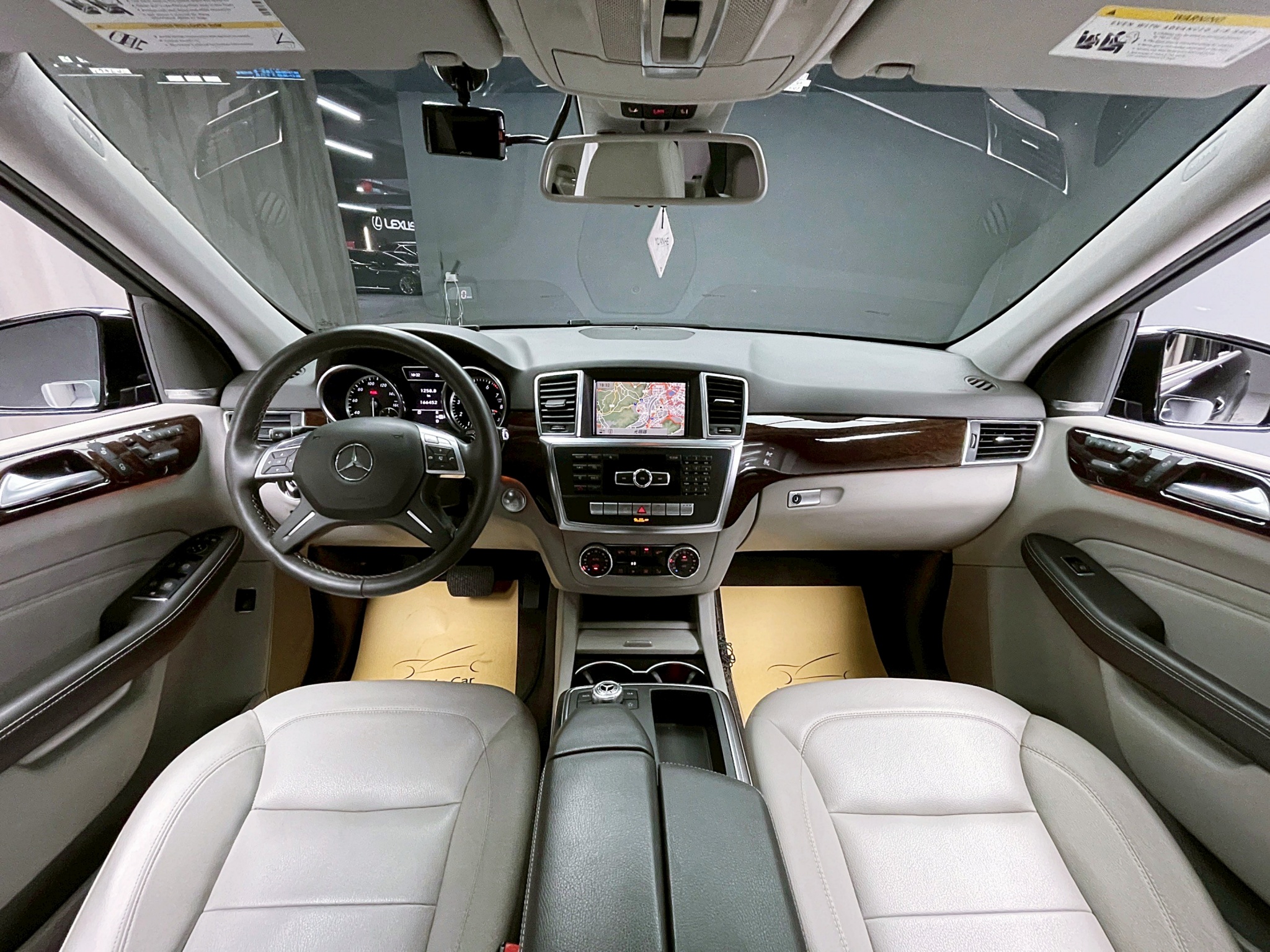 可回原廠 2011/12 Benz ML350 BlueEFFICIENCY 4MATIC W166型『小李經理』元禾國際車業/特價中/一鍵就到  第8張相片