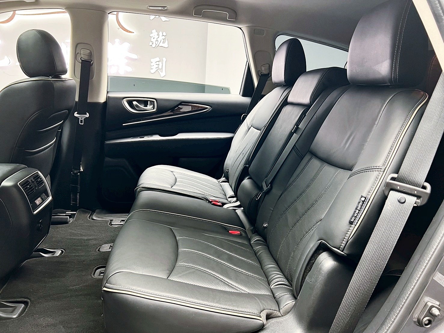 可回原廠 2019 Infiniti QX60 V6七人座豪華款『小李經理』元禾國際車業/特價中/一鍵就到  第13張相片